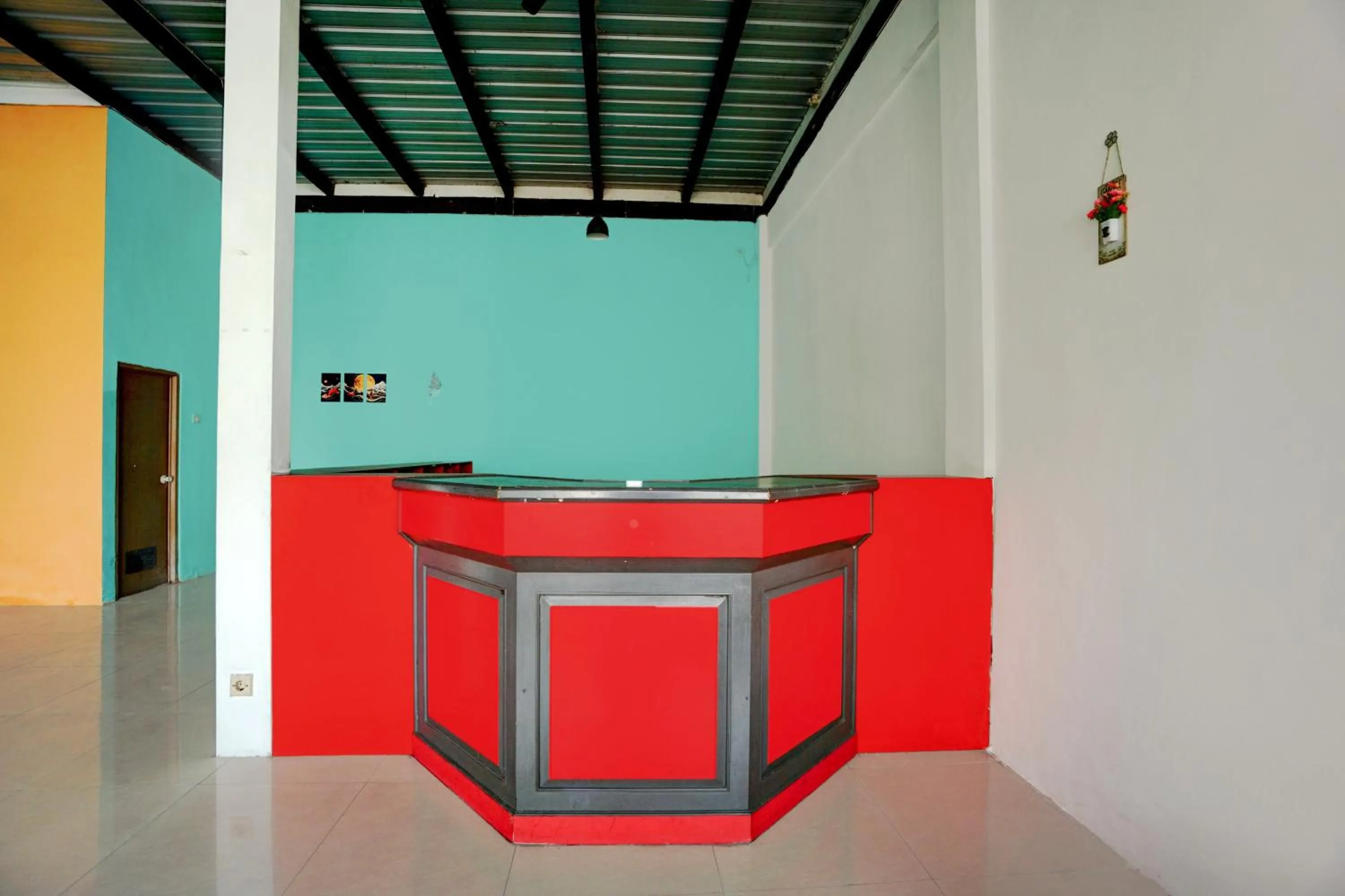 Lobby or reception in Hotel O Mojoanyar Near Terminal Bis Mojokerto