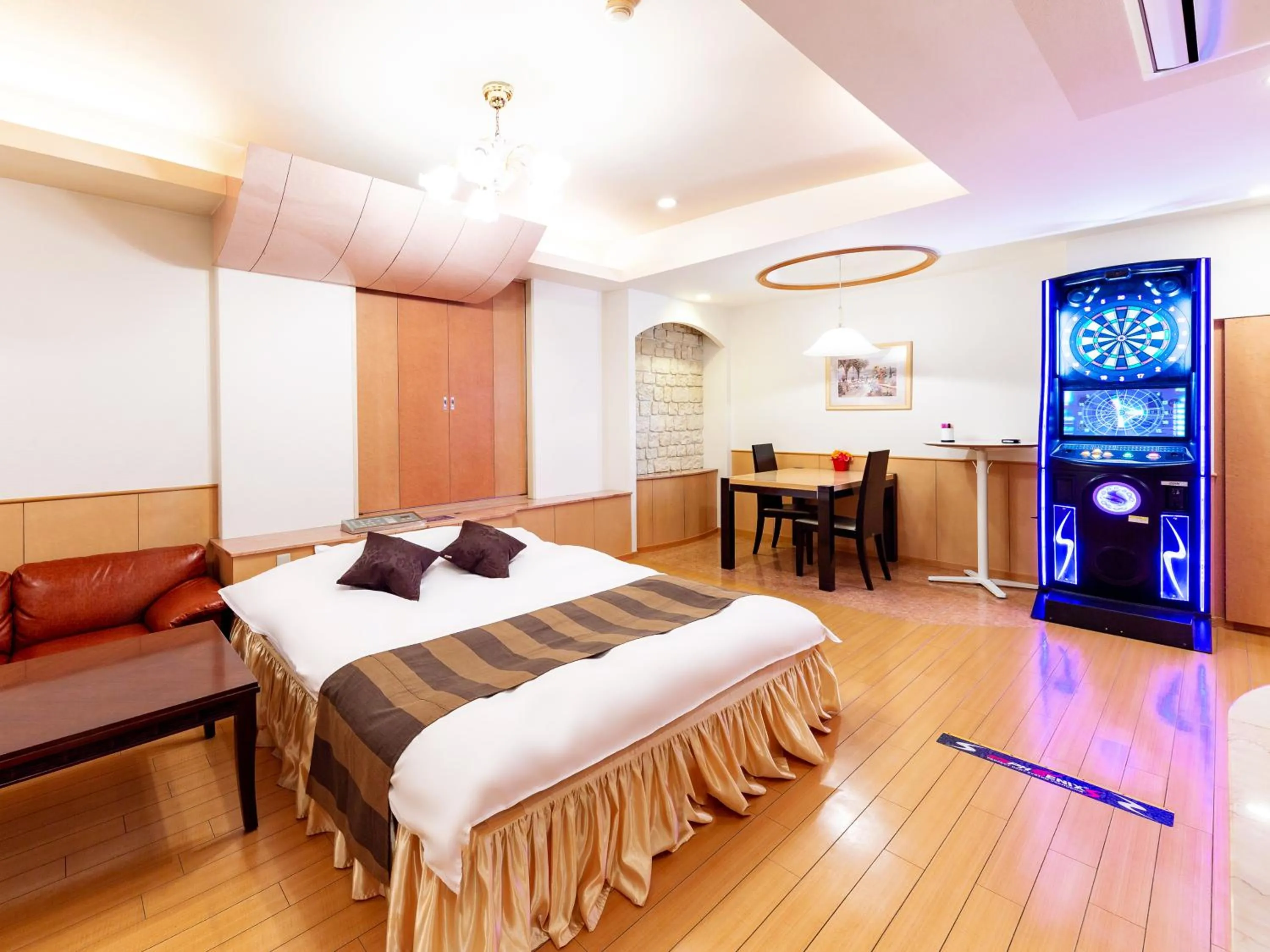 Bed in Hotel Mine (Love Hotel)