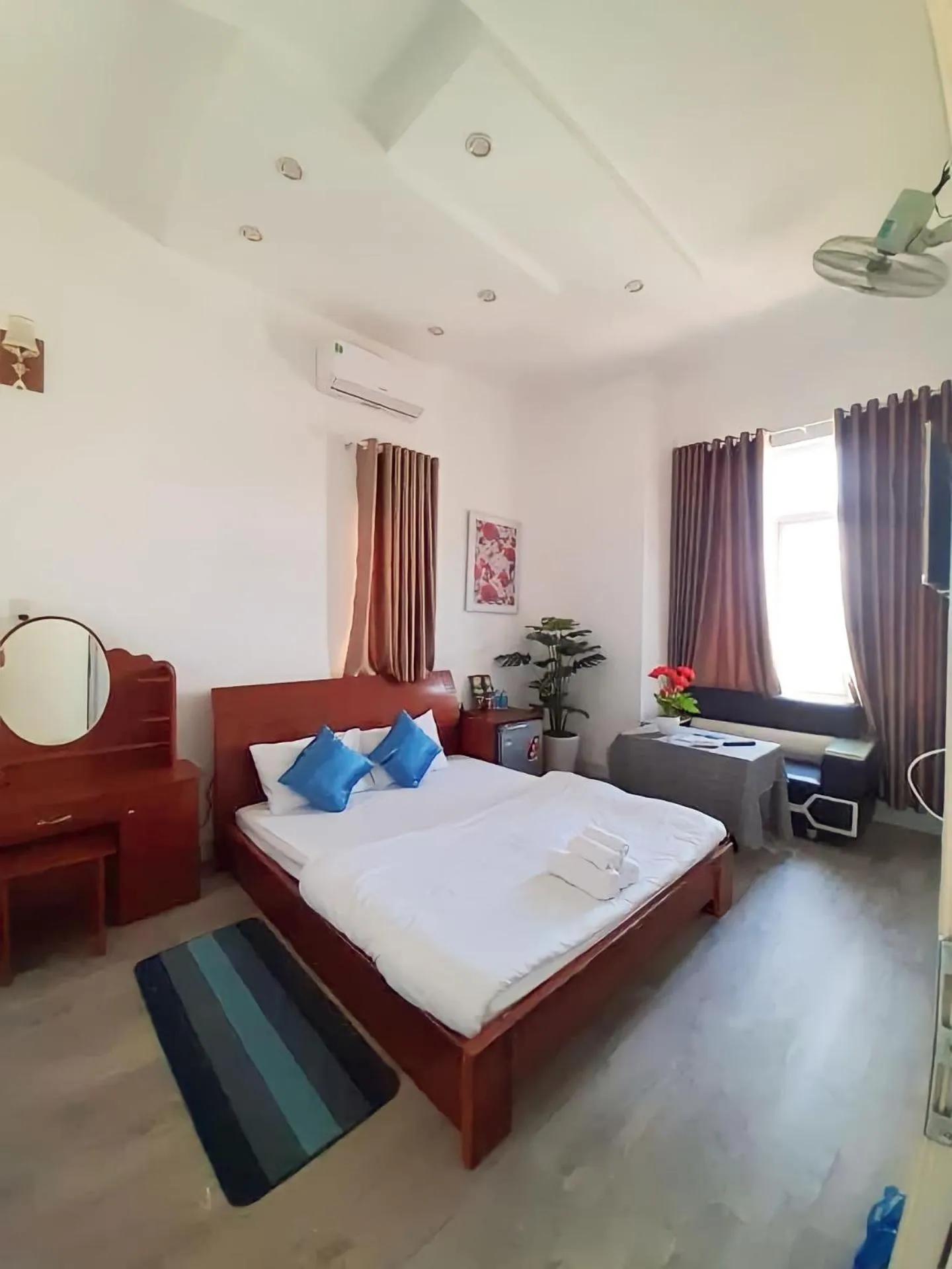 Bed in D'Villa Hotel - Homestay