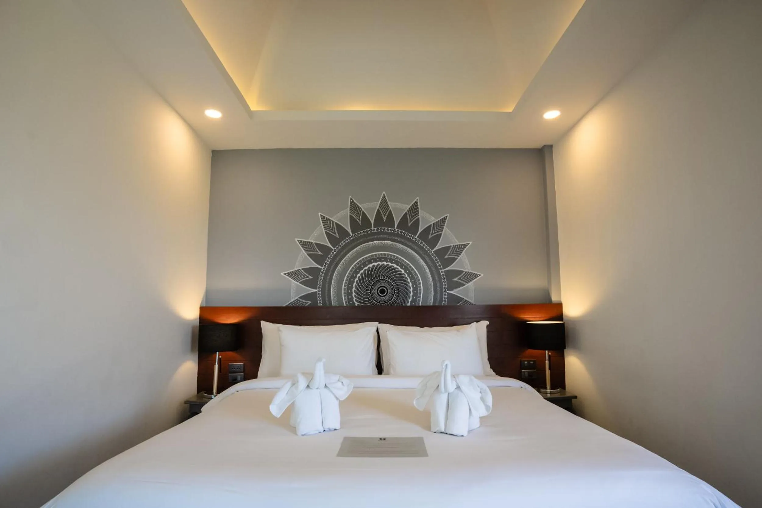 Bed in Vikasa Yoga Retreat