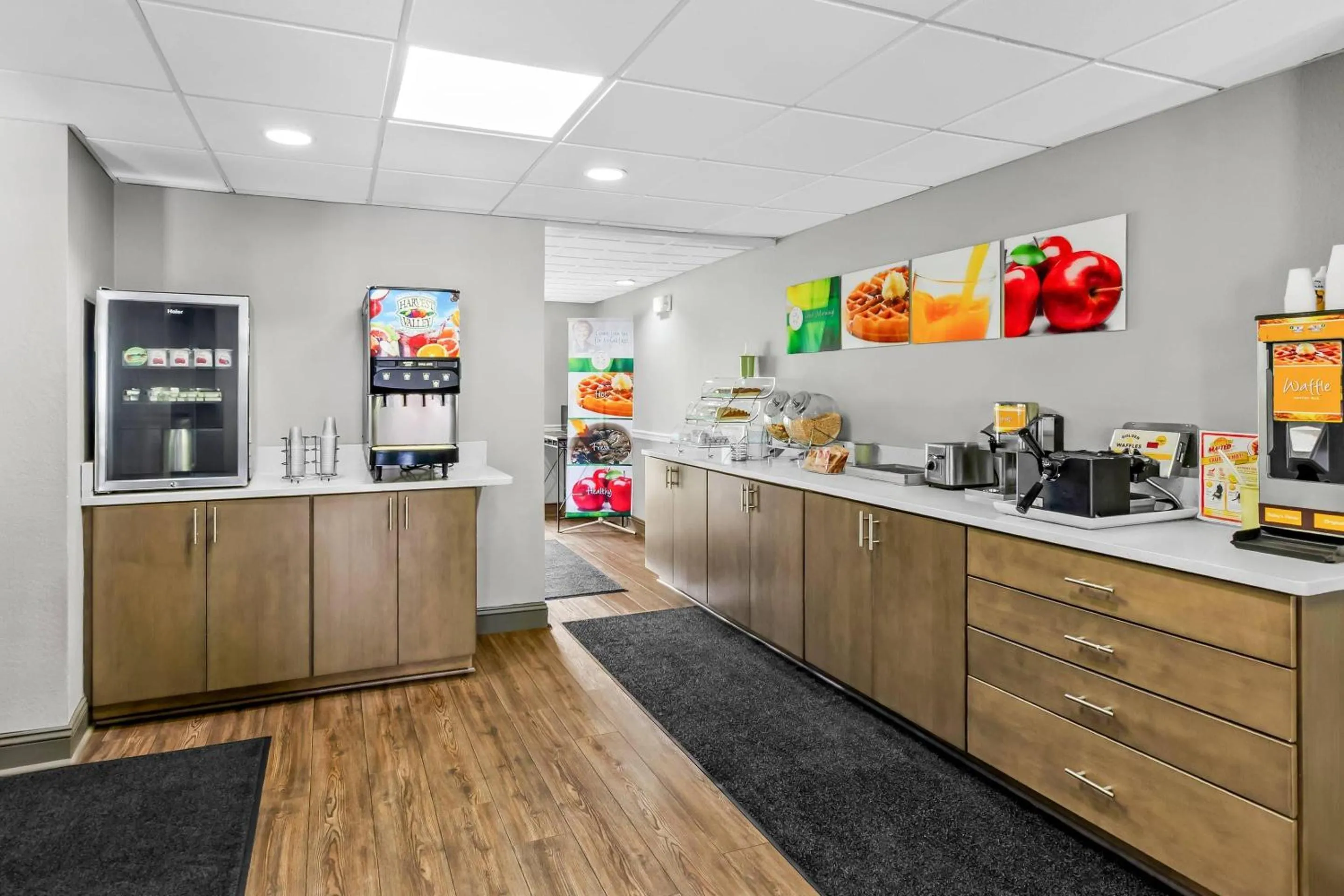 Breakfast in Quality Inn & Suites I-81 Exit 7