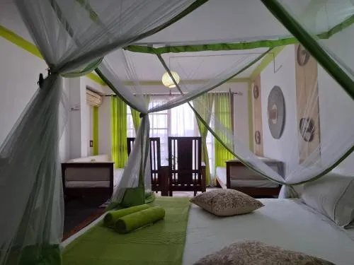 Gassy Country House Ivato Airport