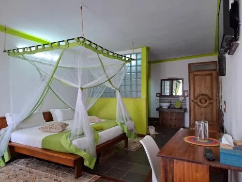 Gassy Country House Ivato Airport