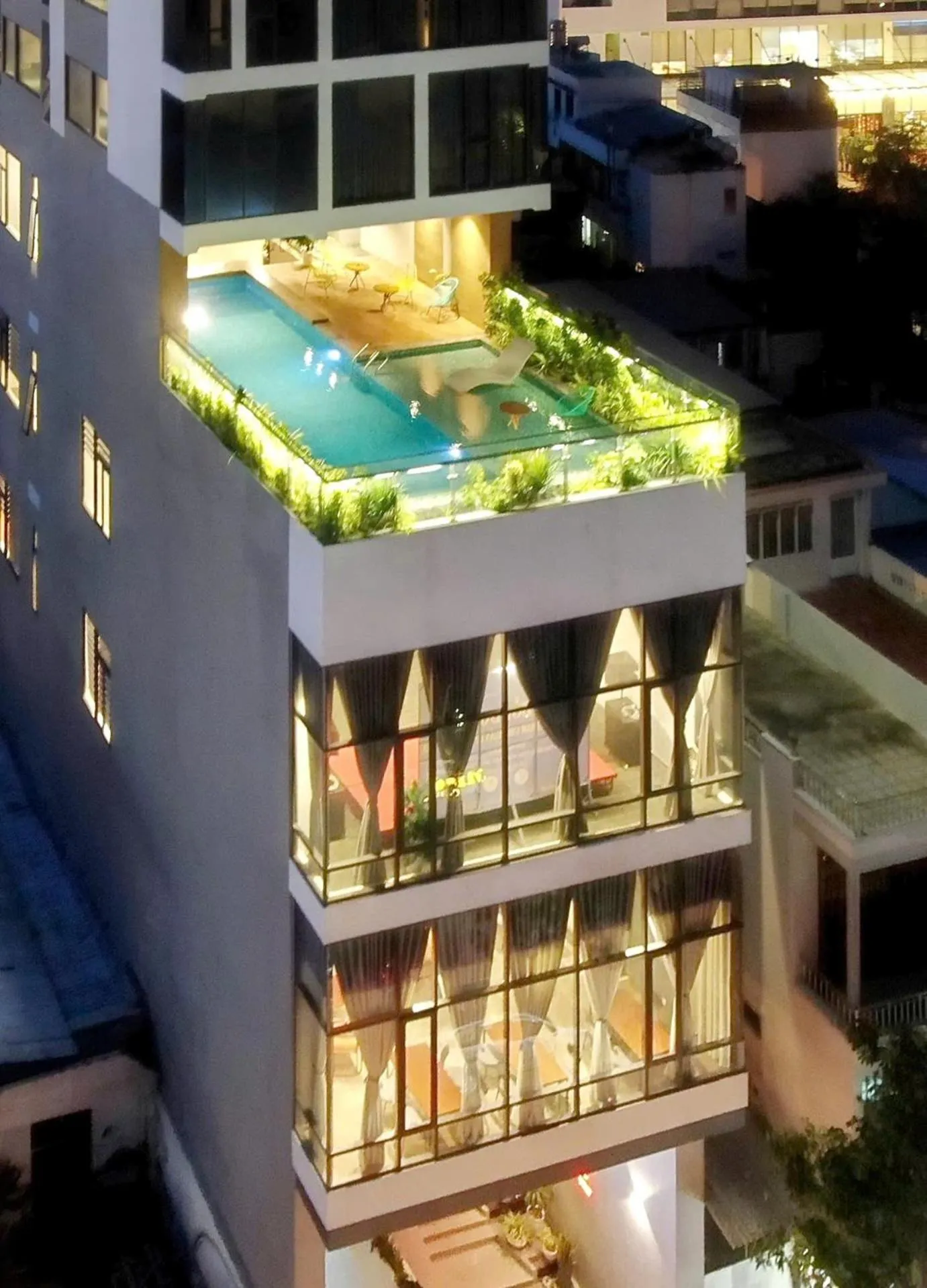 Property building in Em Oi Boutique Hotel