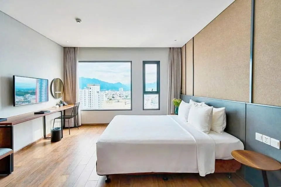 Photo of the whole room, Bed in Em Oi Boutique Hotel