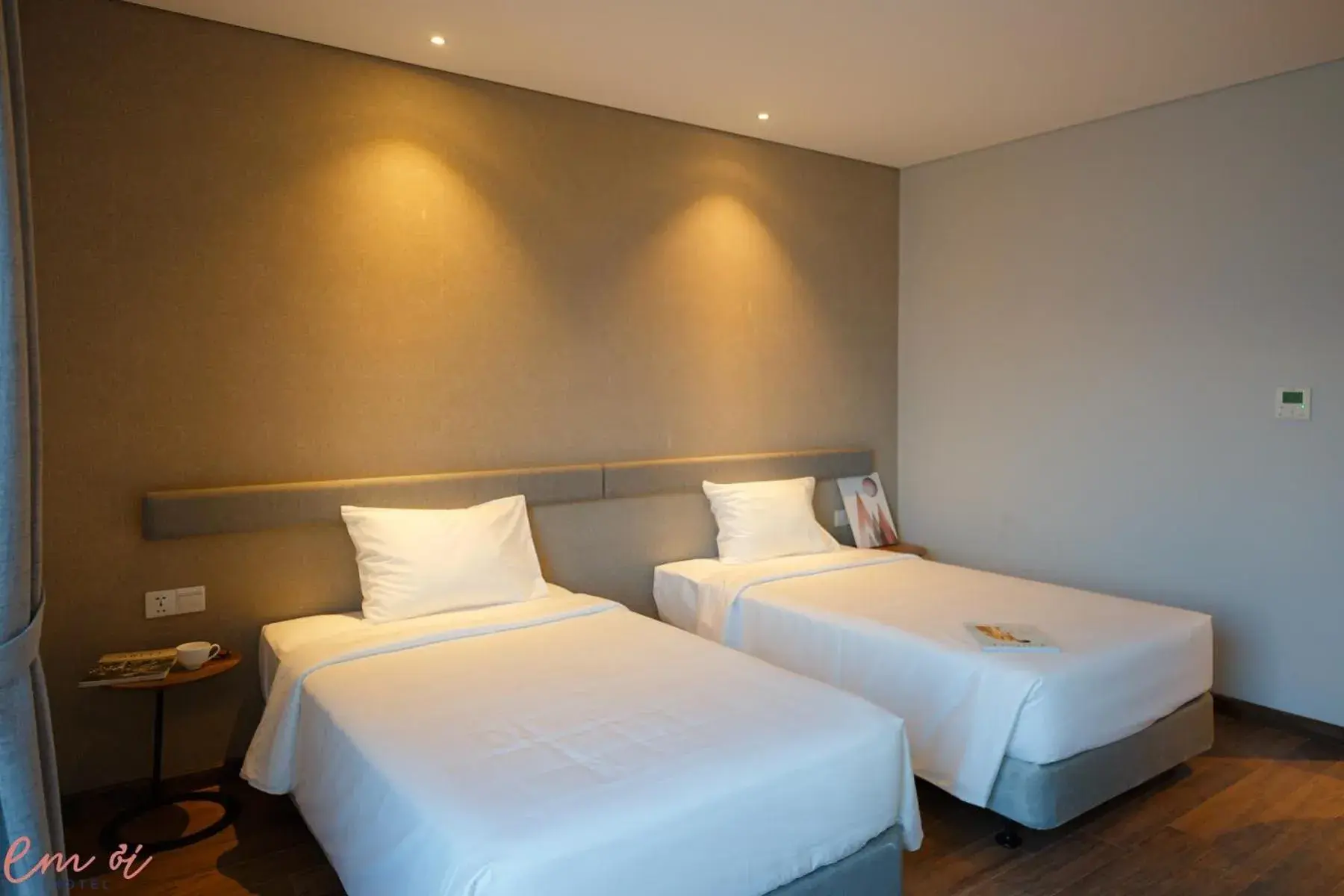 Deluxe Double or Twin Room with City View - single occupancy in Em Oi Boutique Hotel Deluxe Double or Twin Room with City View - single occupancy in Em Oi Boutique Hotel