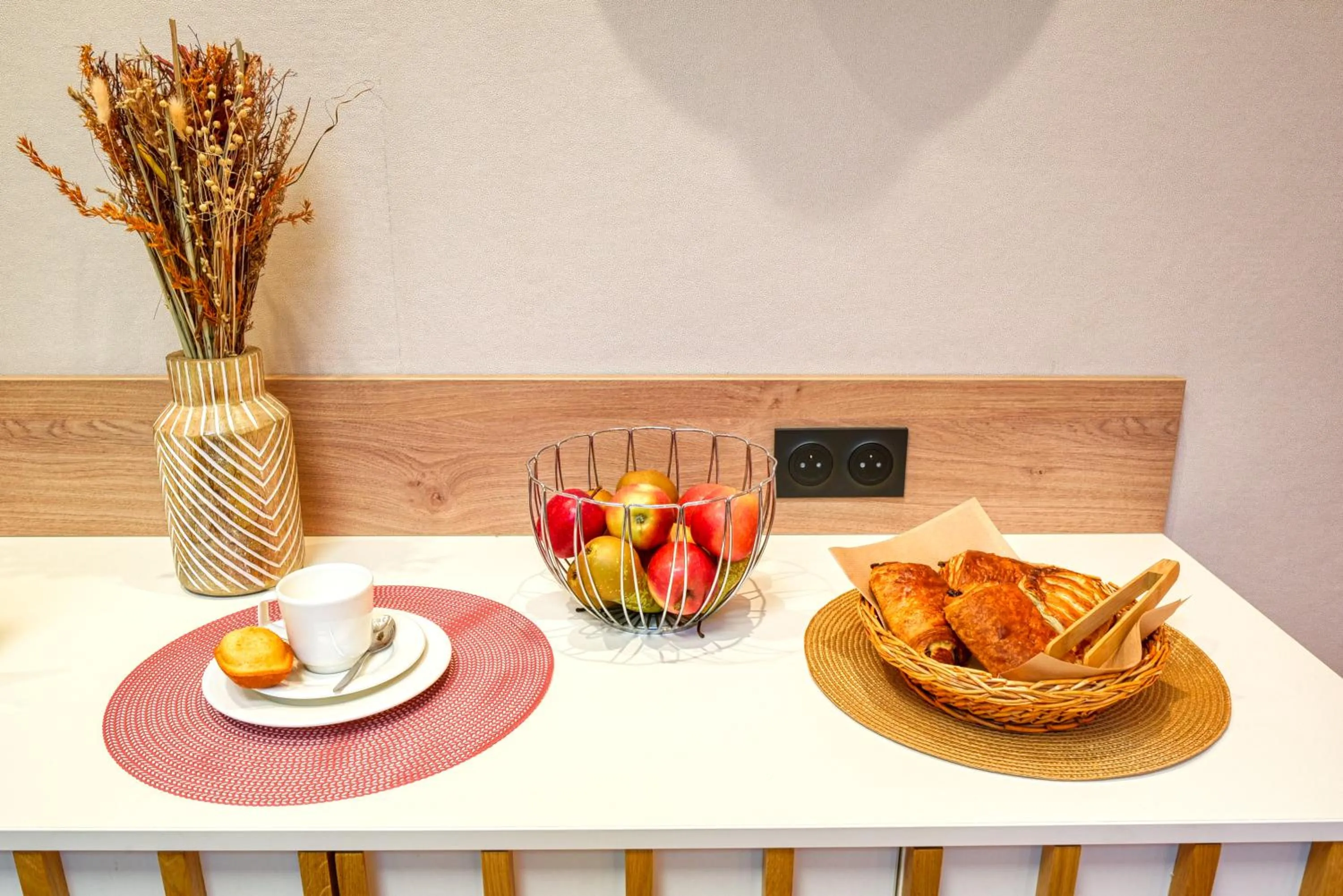 Hotel Des Remparts Perrache