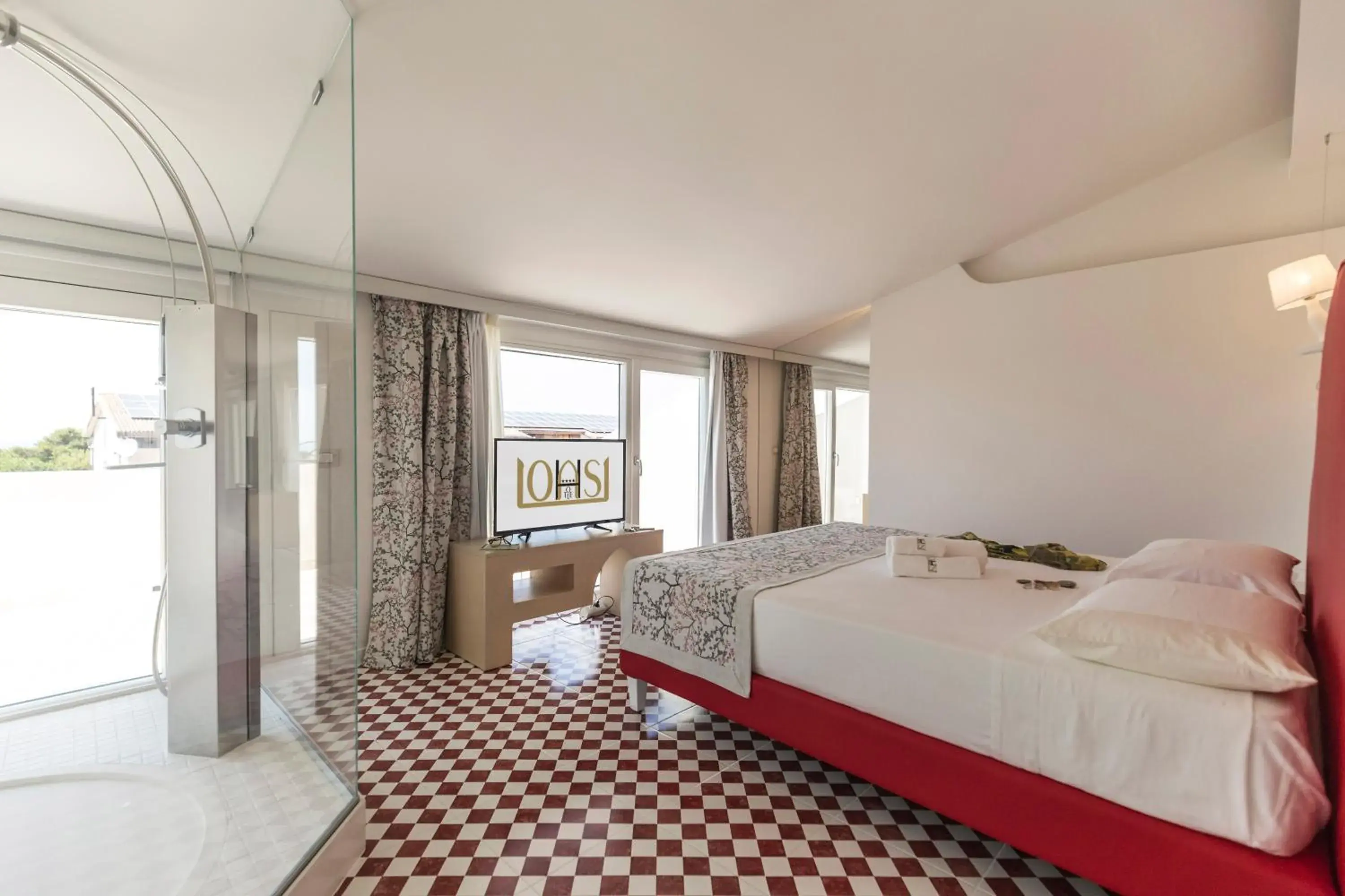 Photo of the whole room, Bed in Suite Hotel L'Oasi di Riaci Photo of the whole room, Bed in Suite Hotel L'Oasi di Riaci