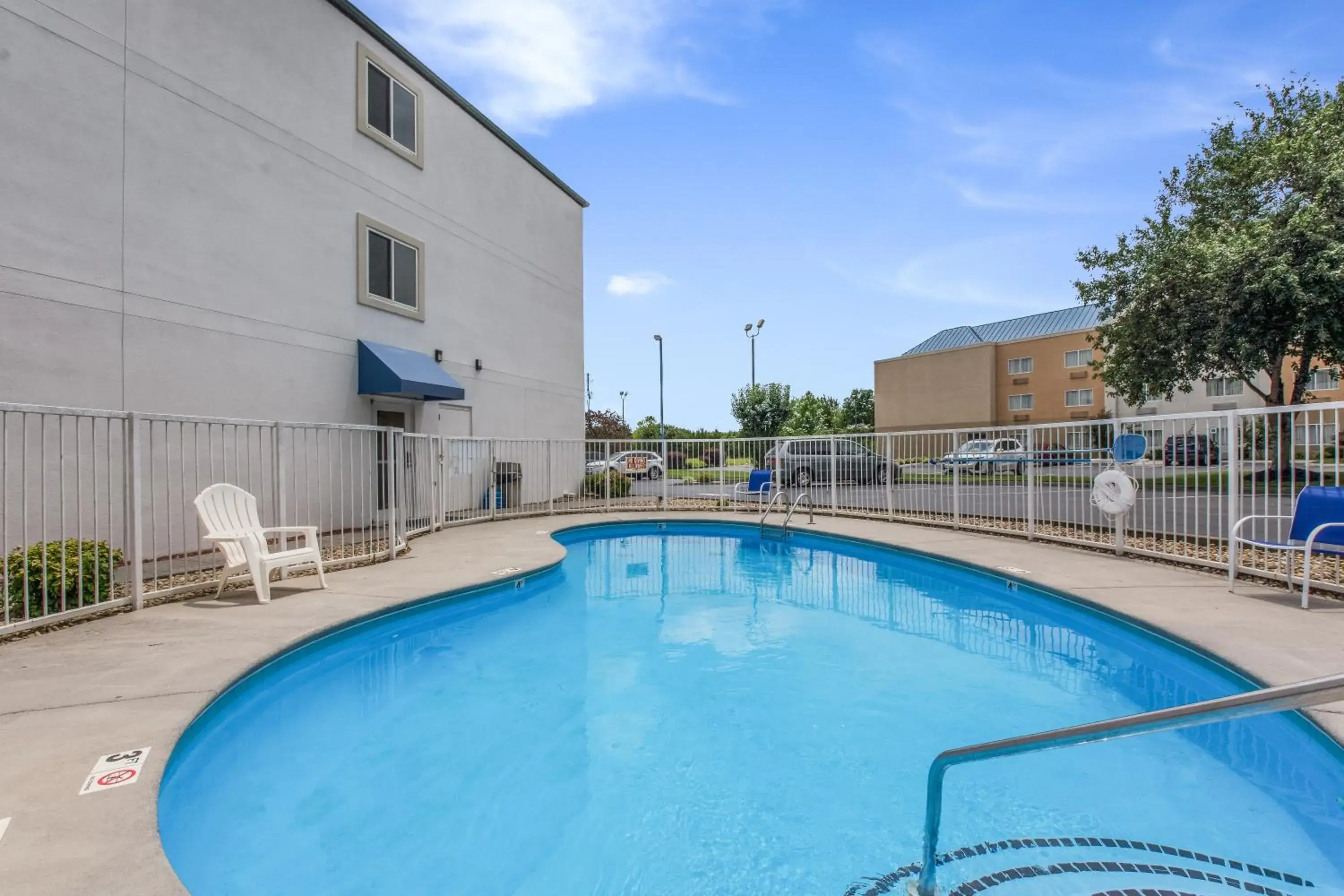 Americas Best Value Inn-Knoxville East Americas Best Value Inn-Knoxville East