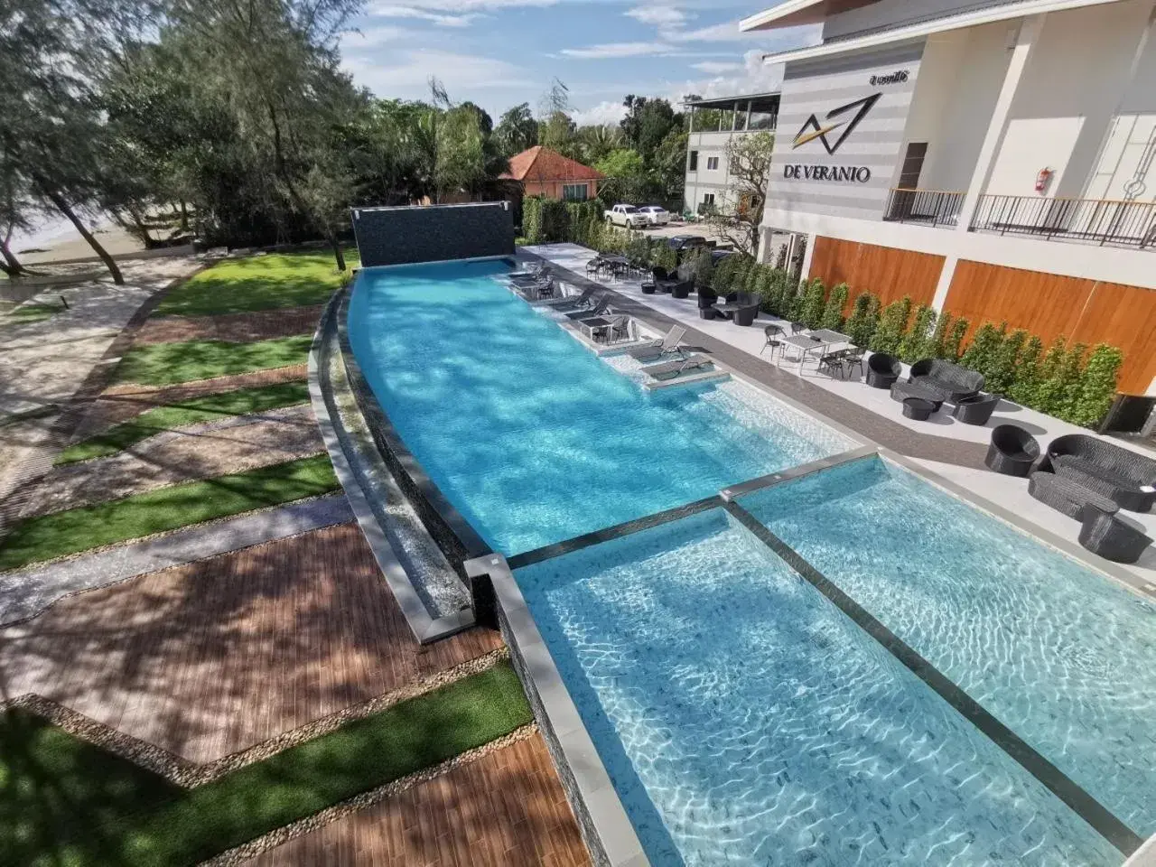 Swimming pool in De VeraNiO Resort Swimming pool in De VeraNiO Resort