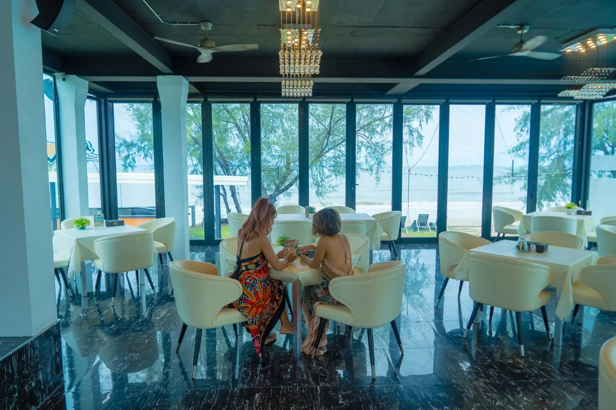 Restaurant/places to eat in De VeraNiO Resort Restaurant/places to eat in De VeraNiO Resort