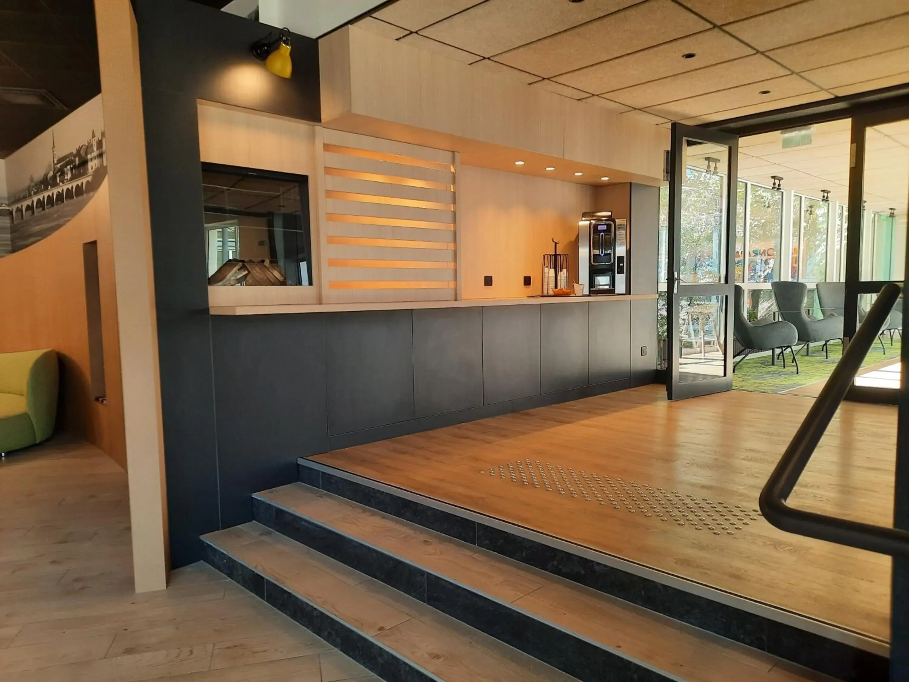 Lobby or reception in Cit'Hotel Escatel Lobby or reception in Cit'Hotel Escatel