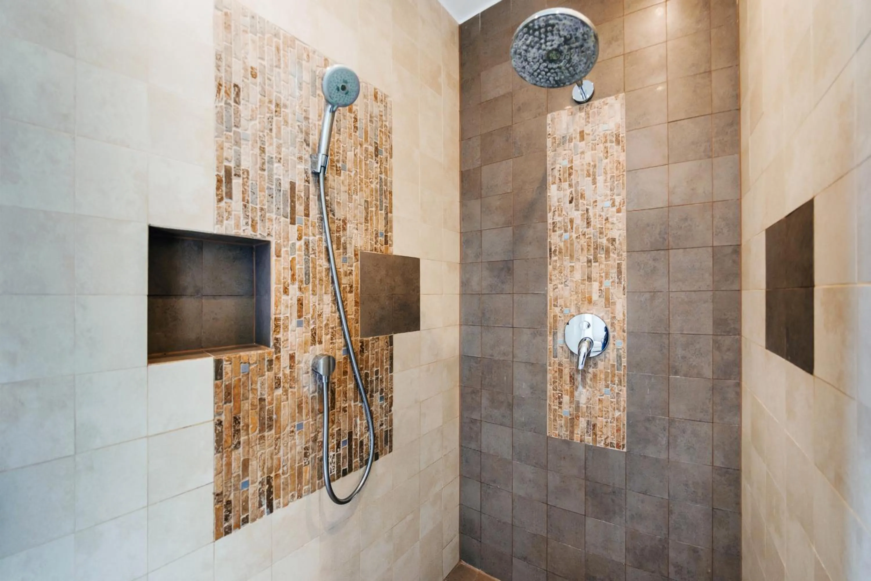 Bathroom in Traugutta Premium, Sun & Snow