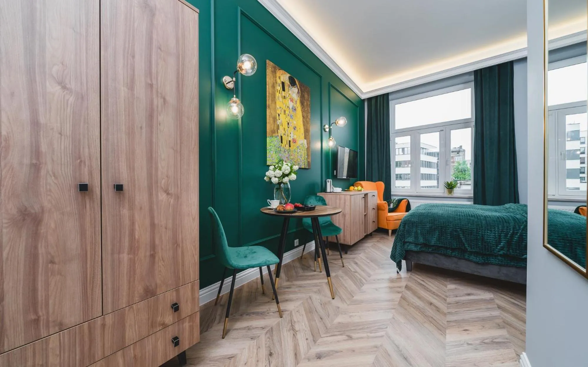 Photo of the whole room, Bed in Art of Serenity