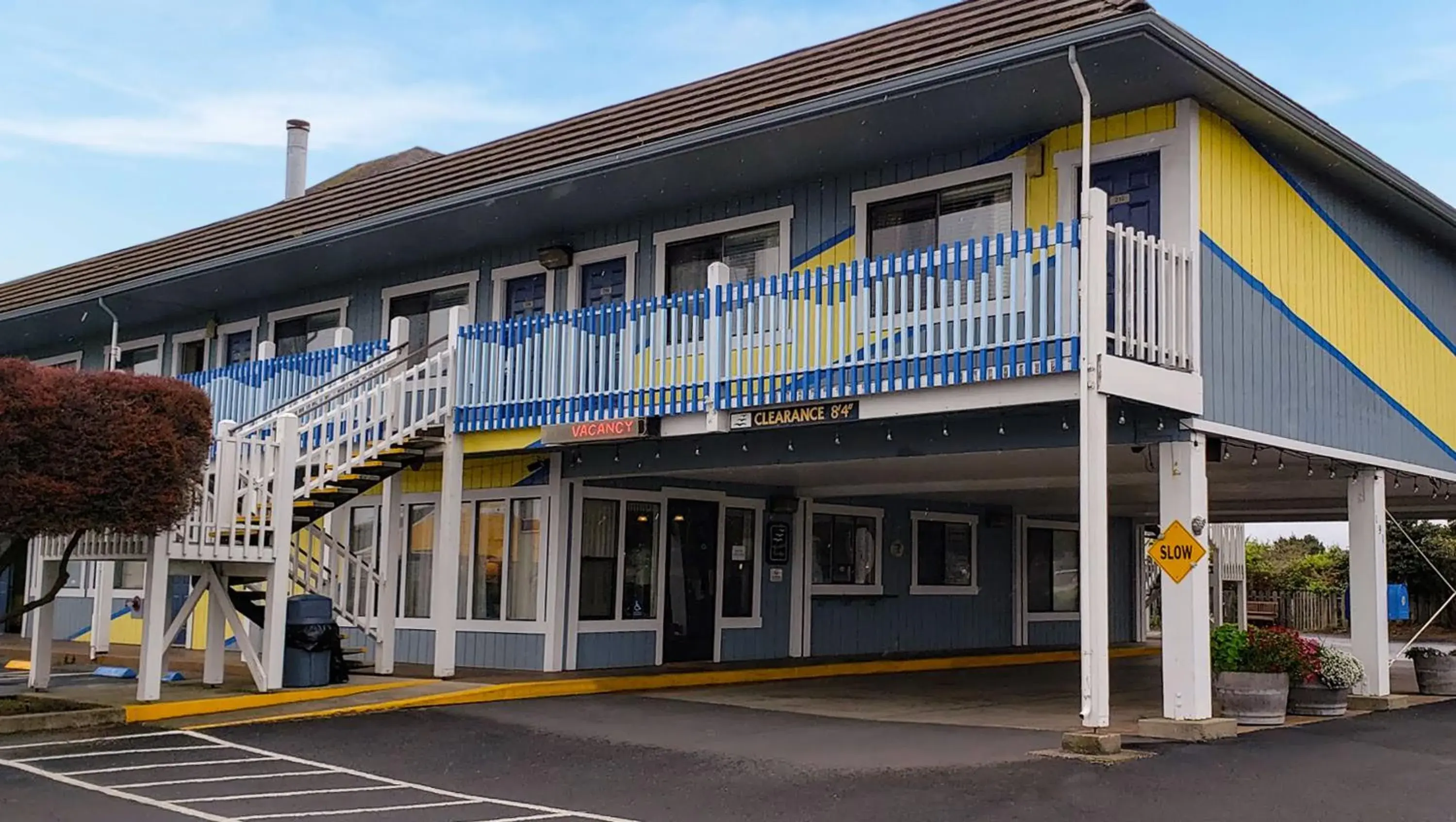 Property building in Seabird Lodge Fort Bragg Property building in Seabird Lodge Fort Bragg