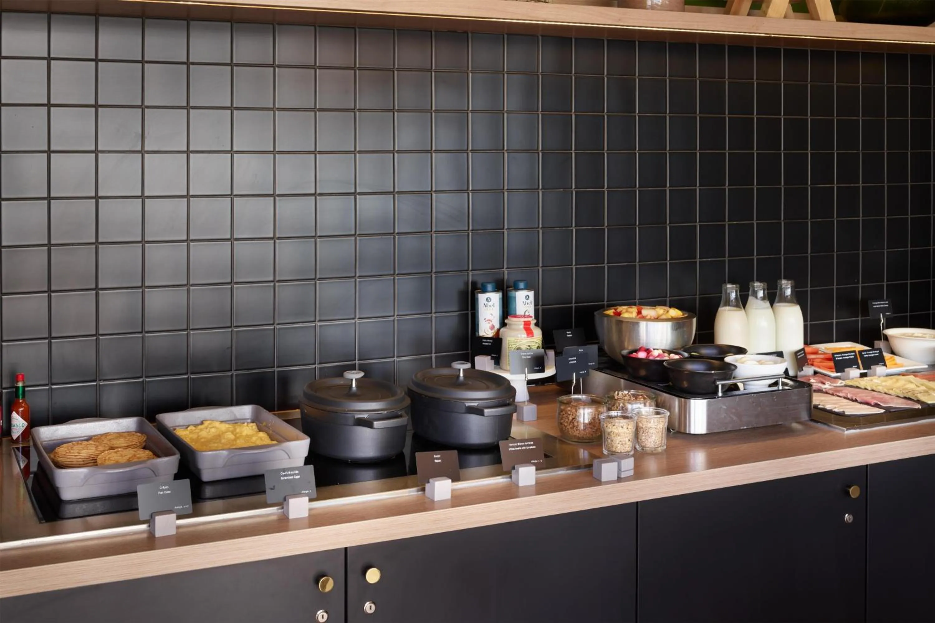 Breakfast in Radisson Hotel Clermont-Ferrand