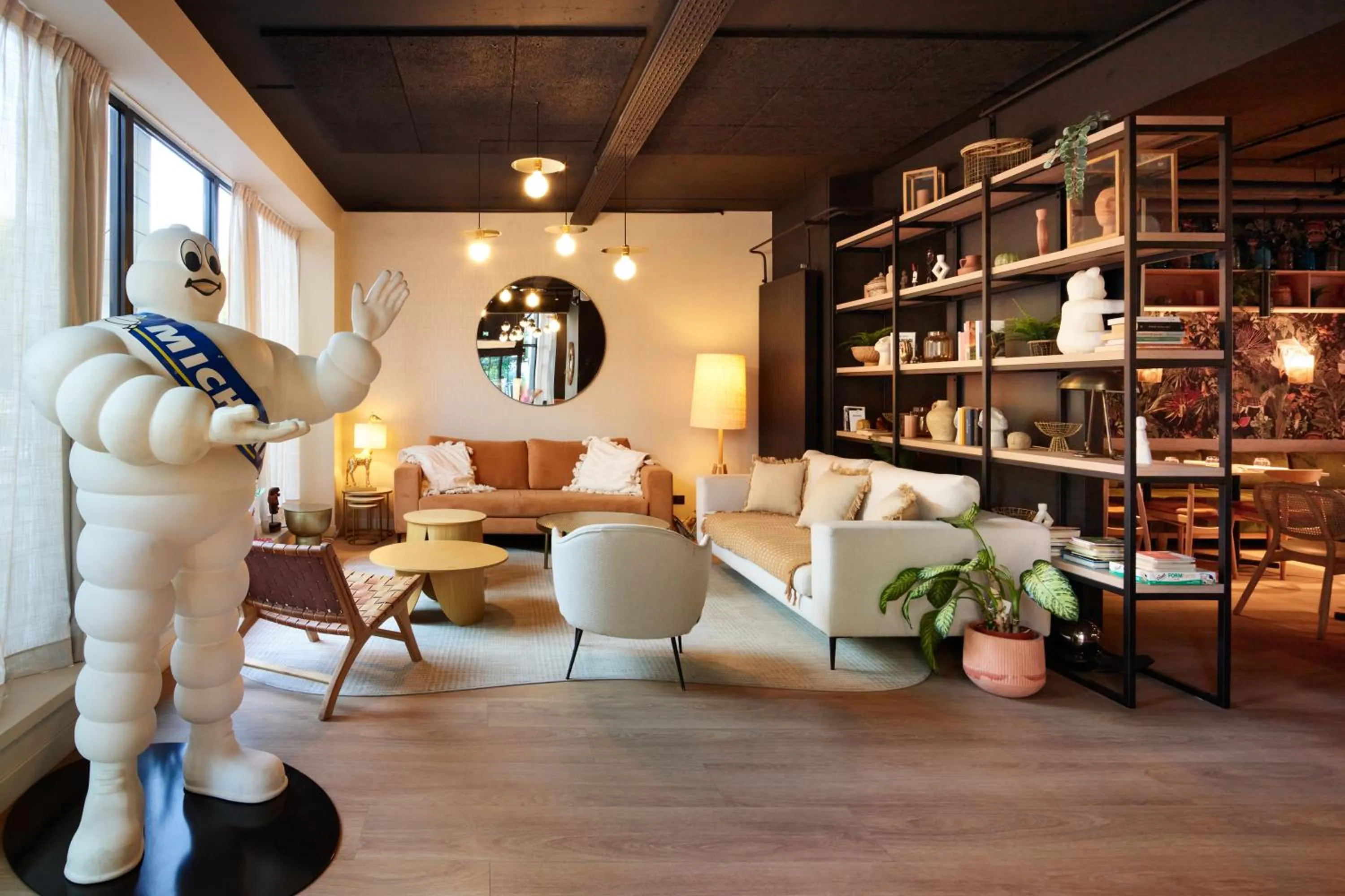 Seating area in Radisson Hotel Clermont-Ferrand