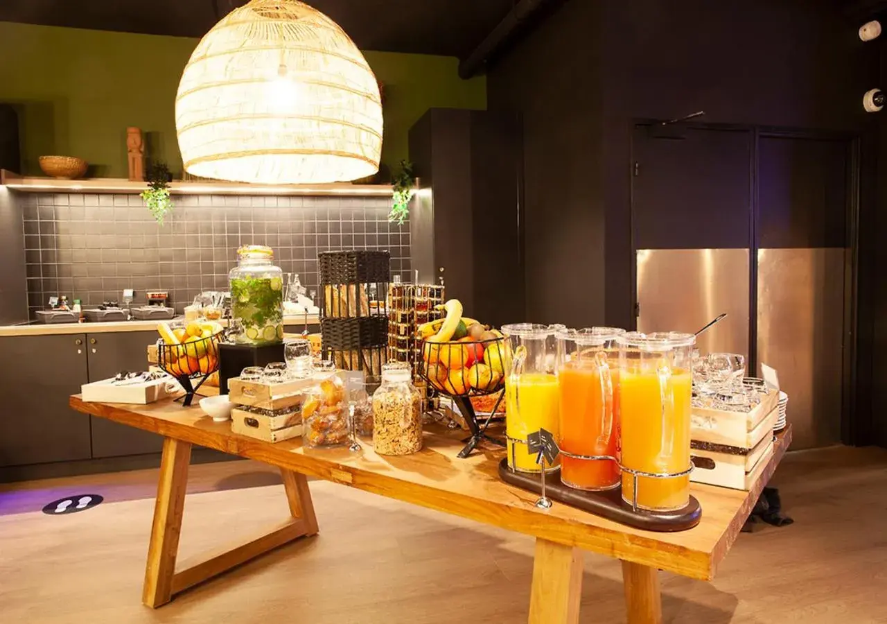 Restaurant/places to eat in Kyriad Prestige Hotel Clermont-Ferrand Restaurant/places to eat in Kyriad Prestige Hotel Clermont-Ferrand