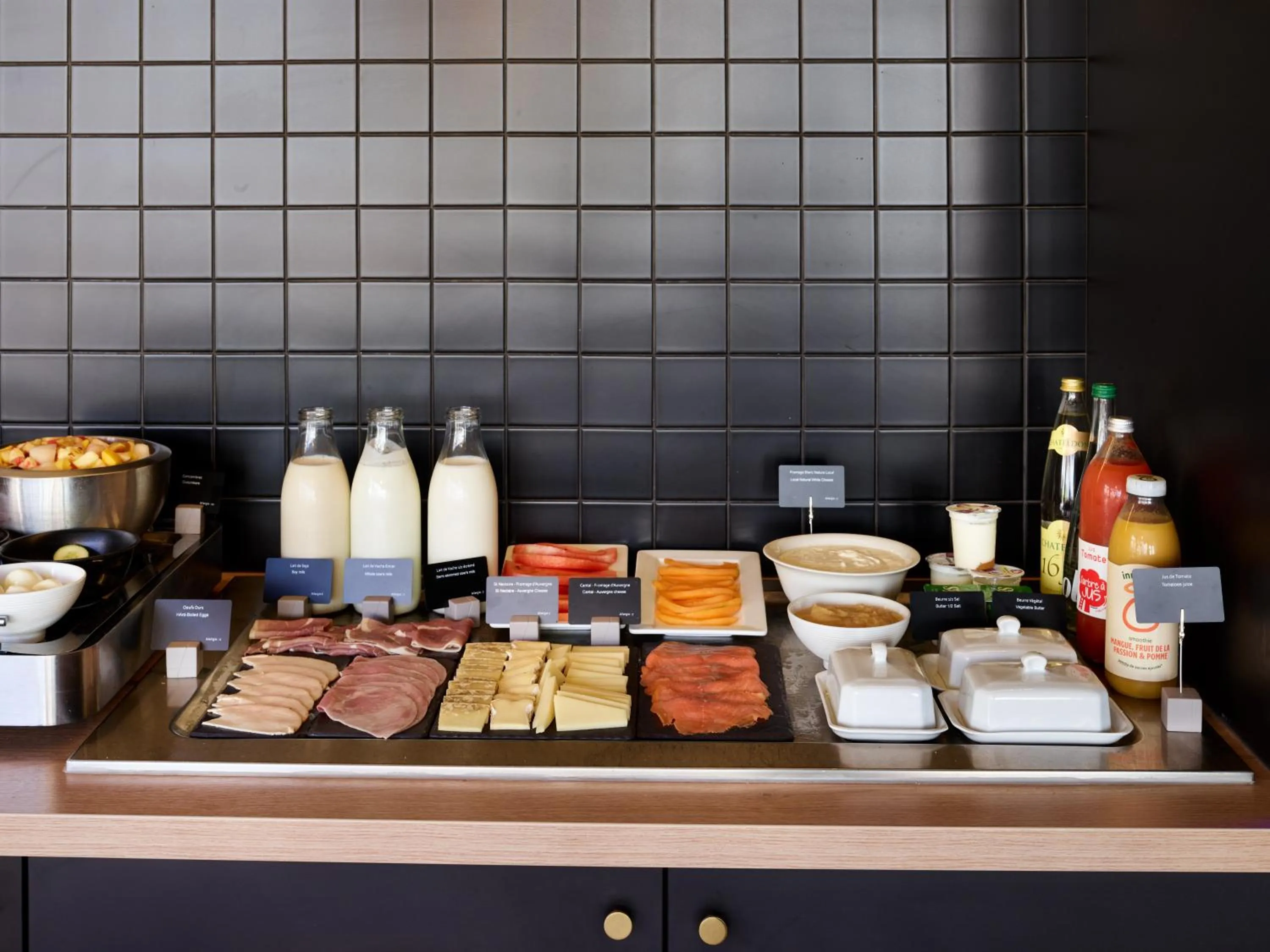 Breakfast in Radisson Hotel Clermont-Ferrand