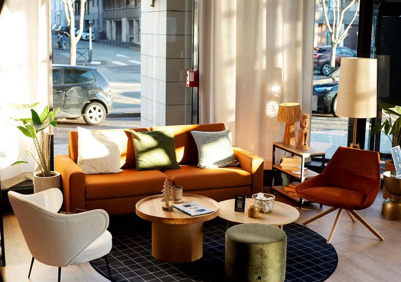 Property building in Kyriad Prestige Hotel Clermont-Ferrand