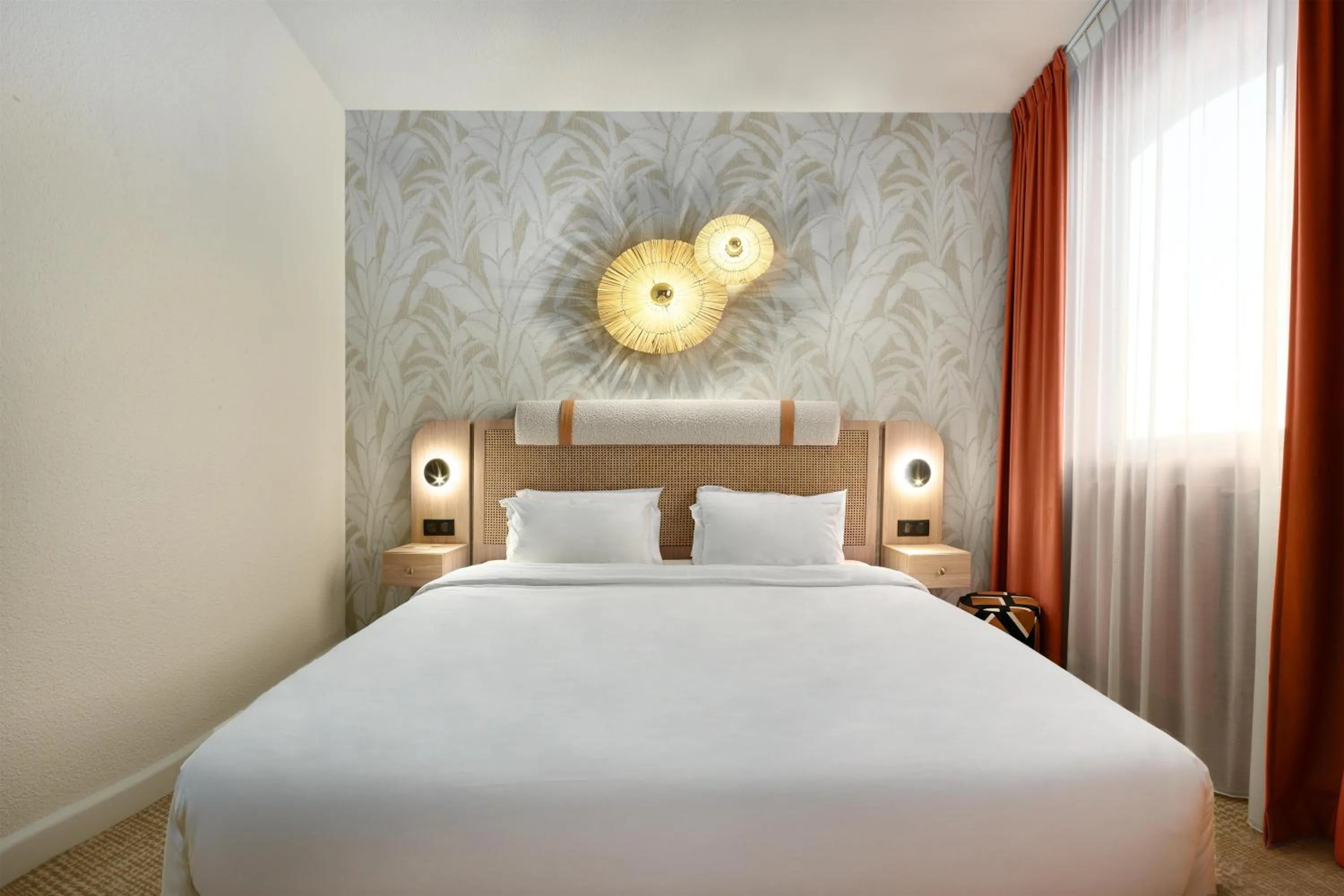 Bedroom, Bed in Radisson Hotel Clermont-Ferrand