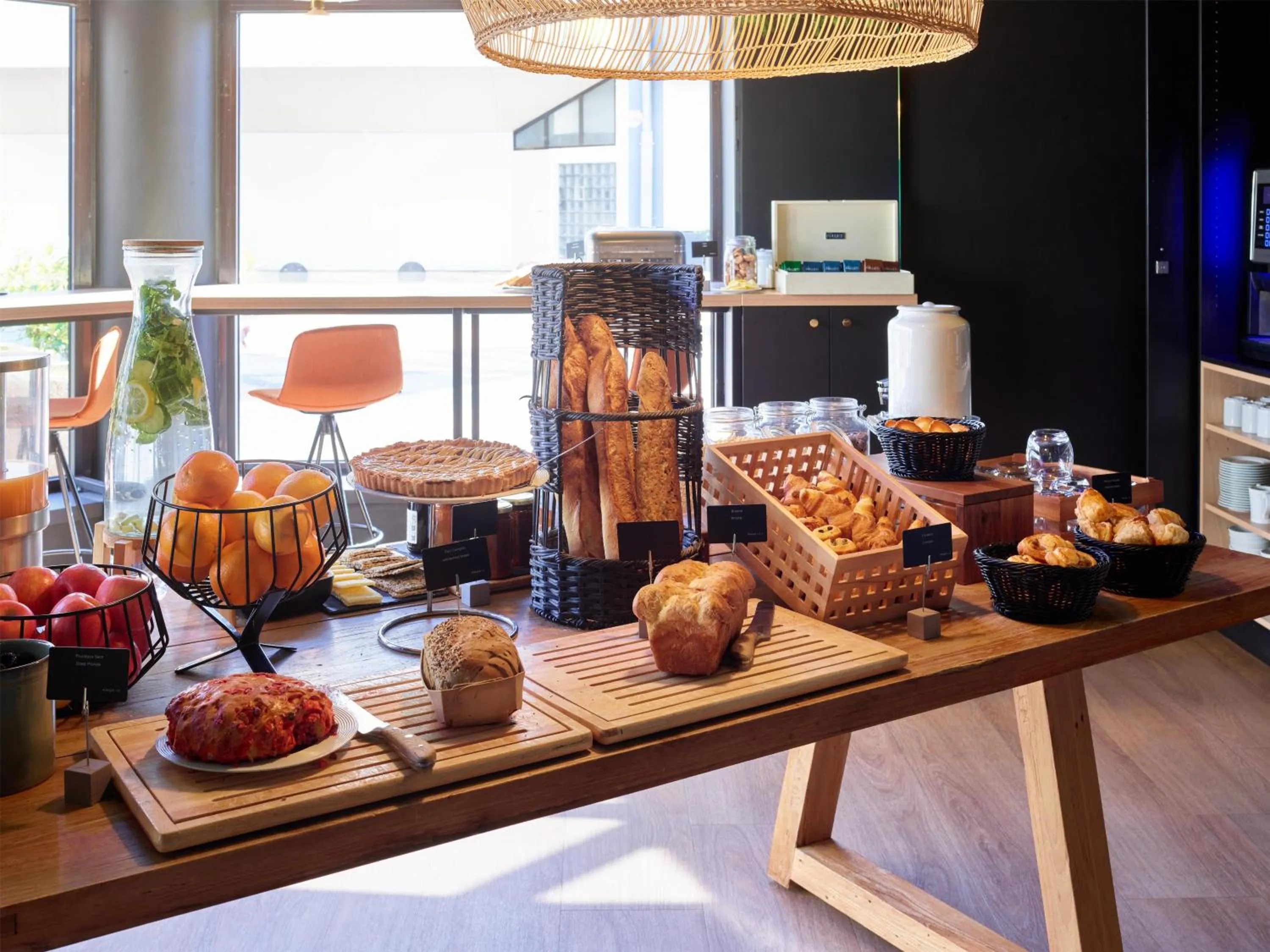 Breakfast in Radisson Hotel Clermont-Ferrand