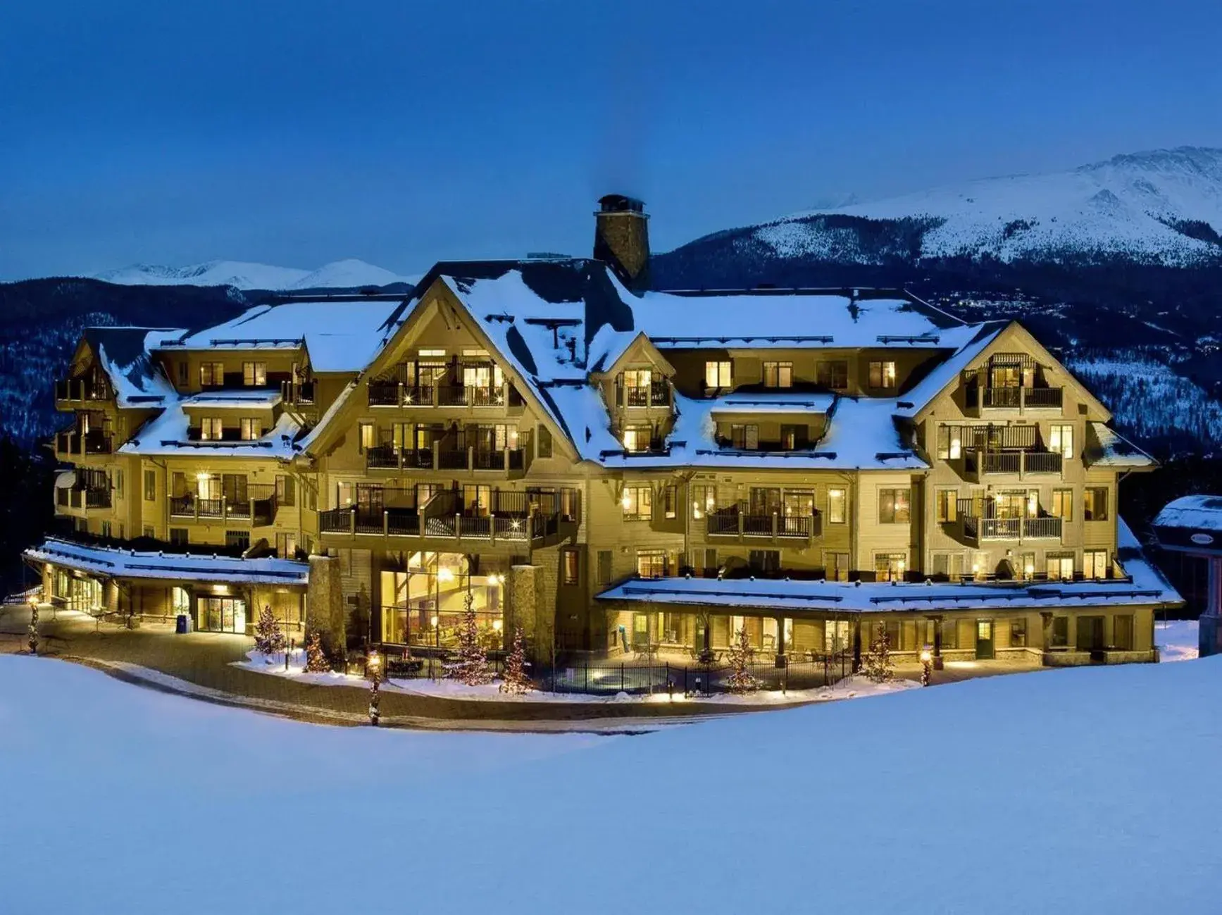 Property building in Crystal Peak Lodge By Vail Resorts Property building in Crystal Peak Lodge By Vail Resorts
