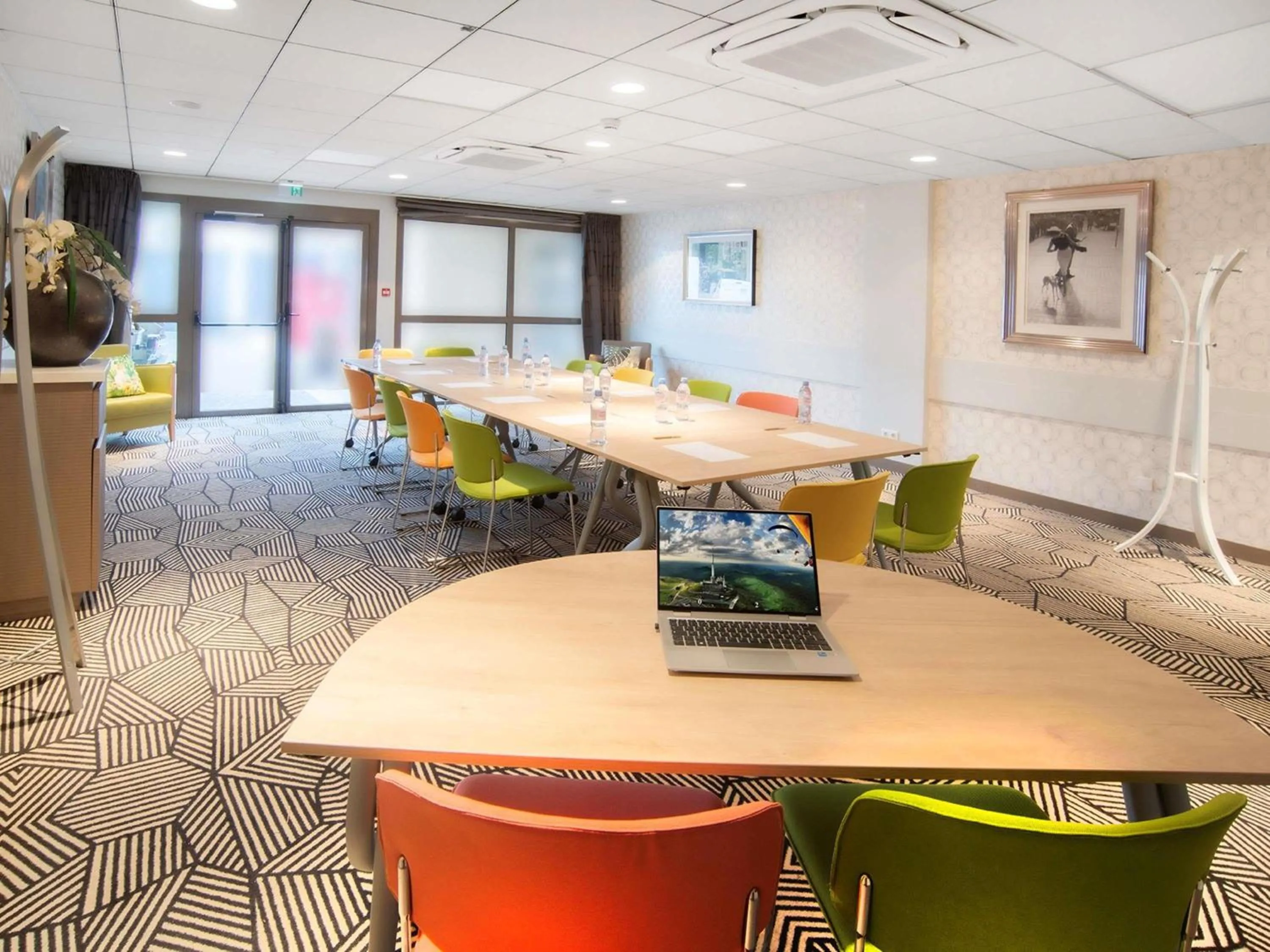 Meeting/conference room in ibis Styles Clermont-Ferrand Aéroport