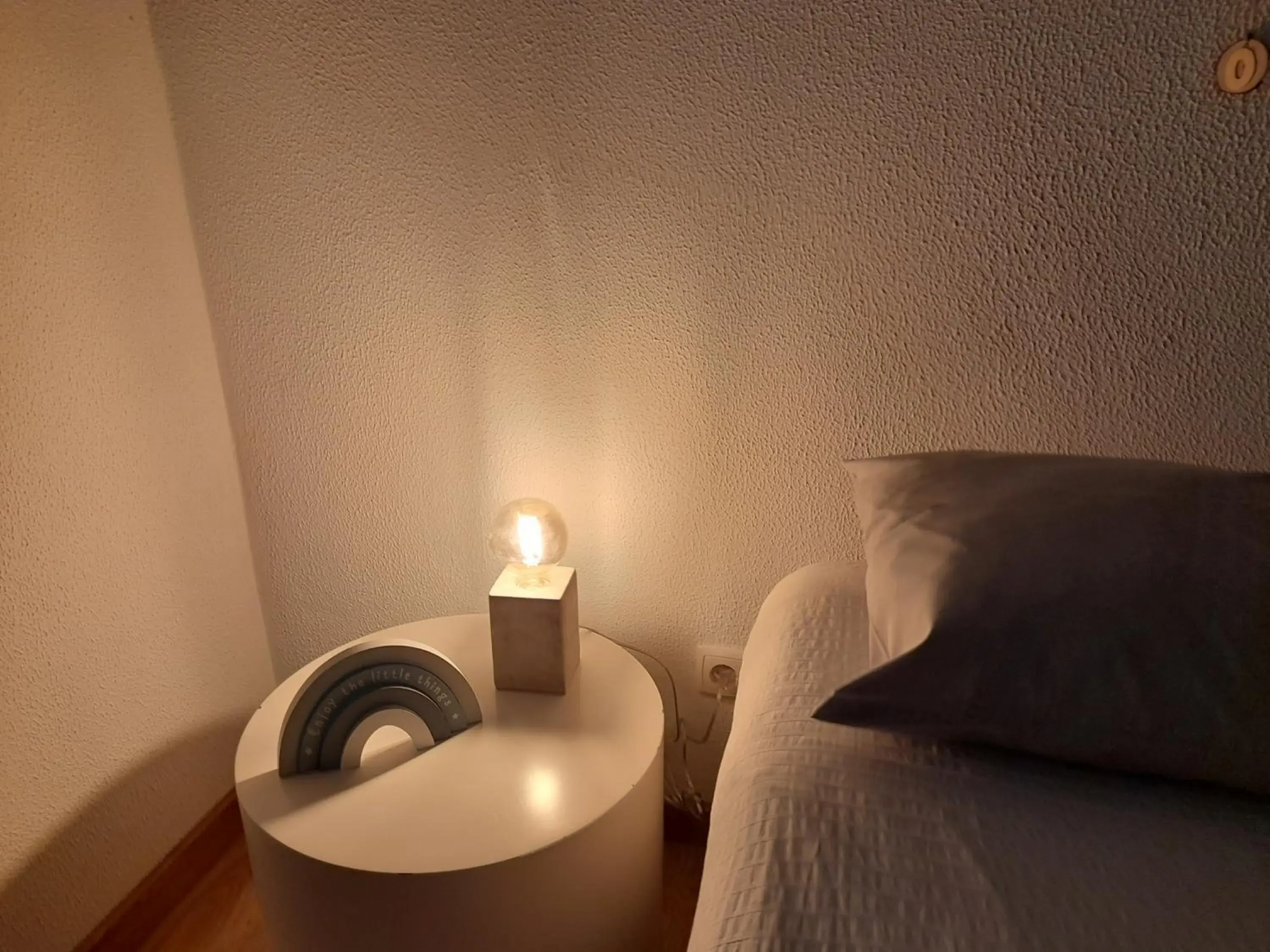 Bed in Sublime Sun & Van - By Meco Stays Bed in Sublime Sun & Van - By Meco Stays