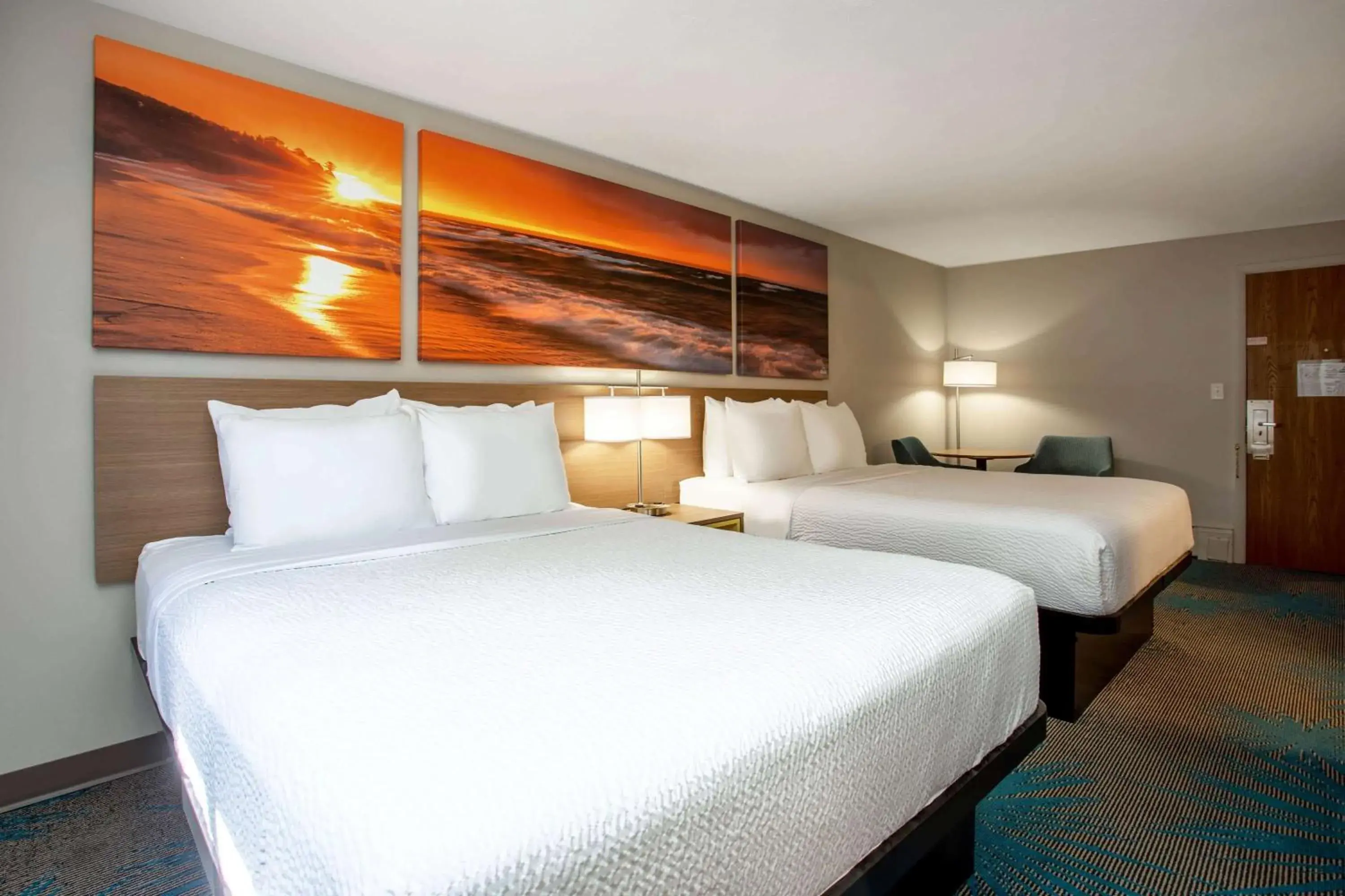 Photo of the whole room, Bed in Days Inn by Wyndham Marquette Photo of the whole room, Bed in Days Inn by Wyndham Marquette