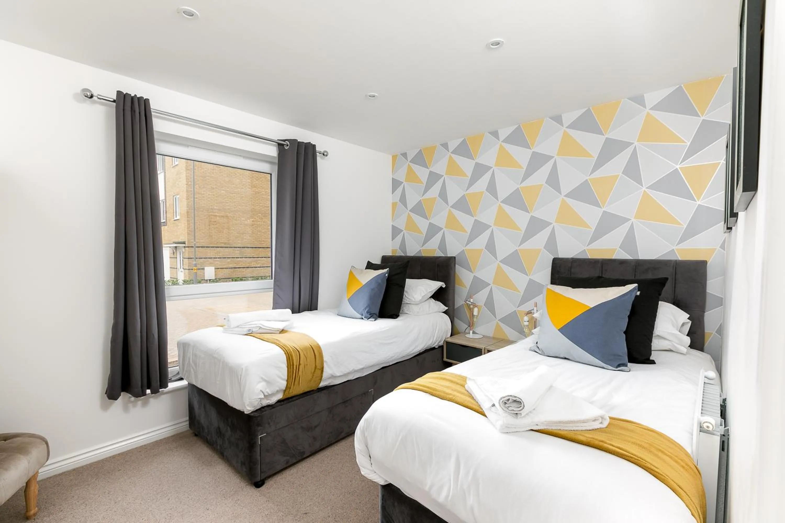 Bed in Hertford Serviced Apartments by Payman Club