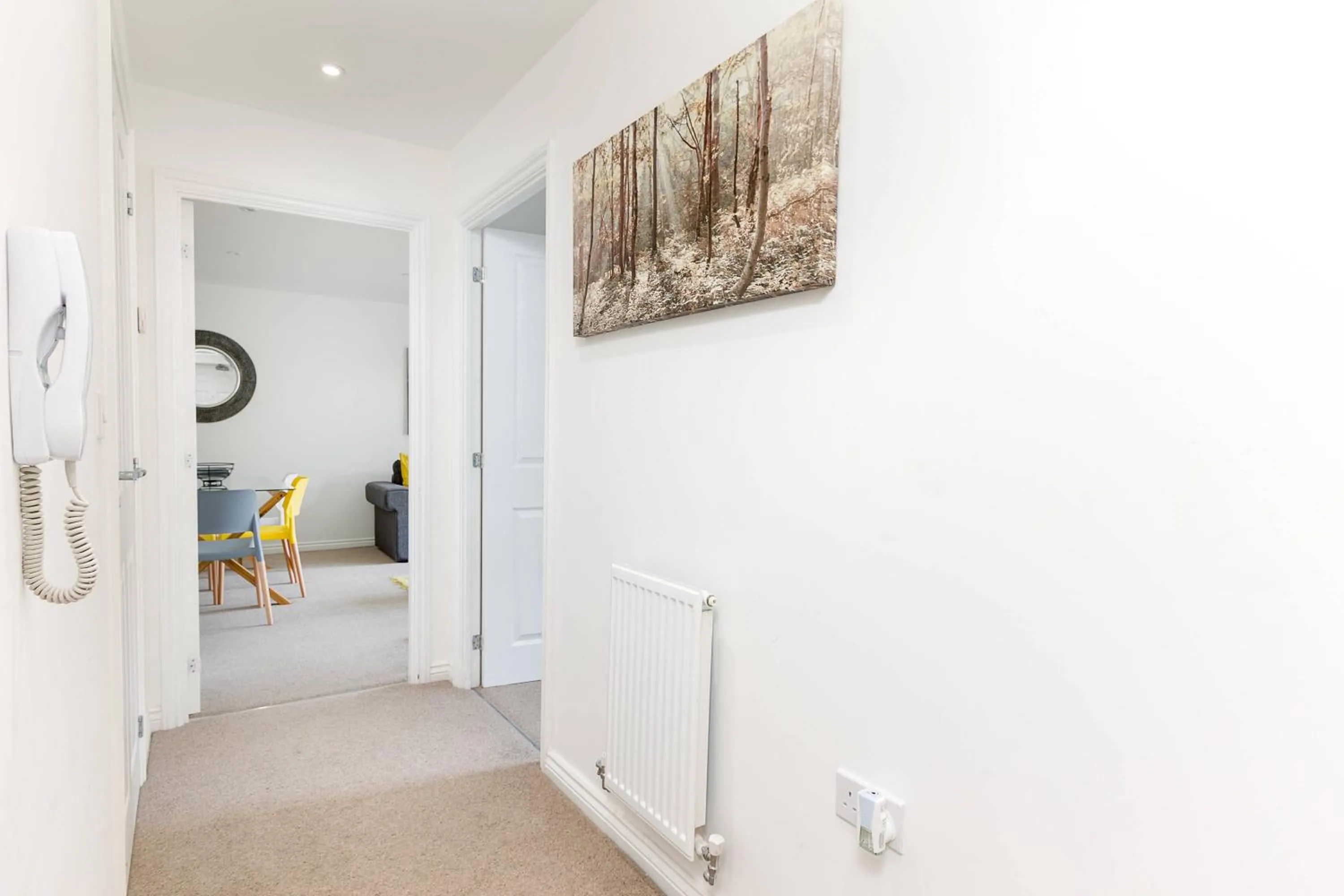 Living room in Hertford Serviced Apartments by Payman Club