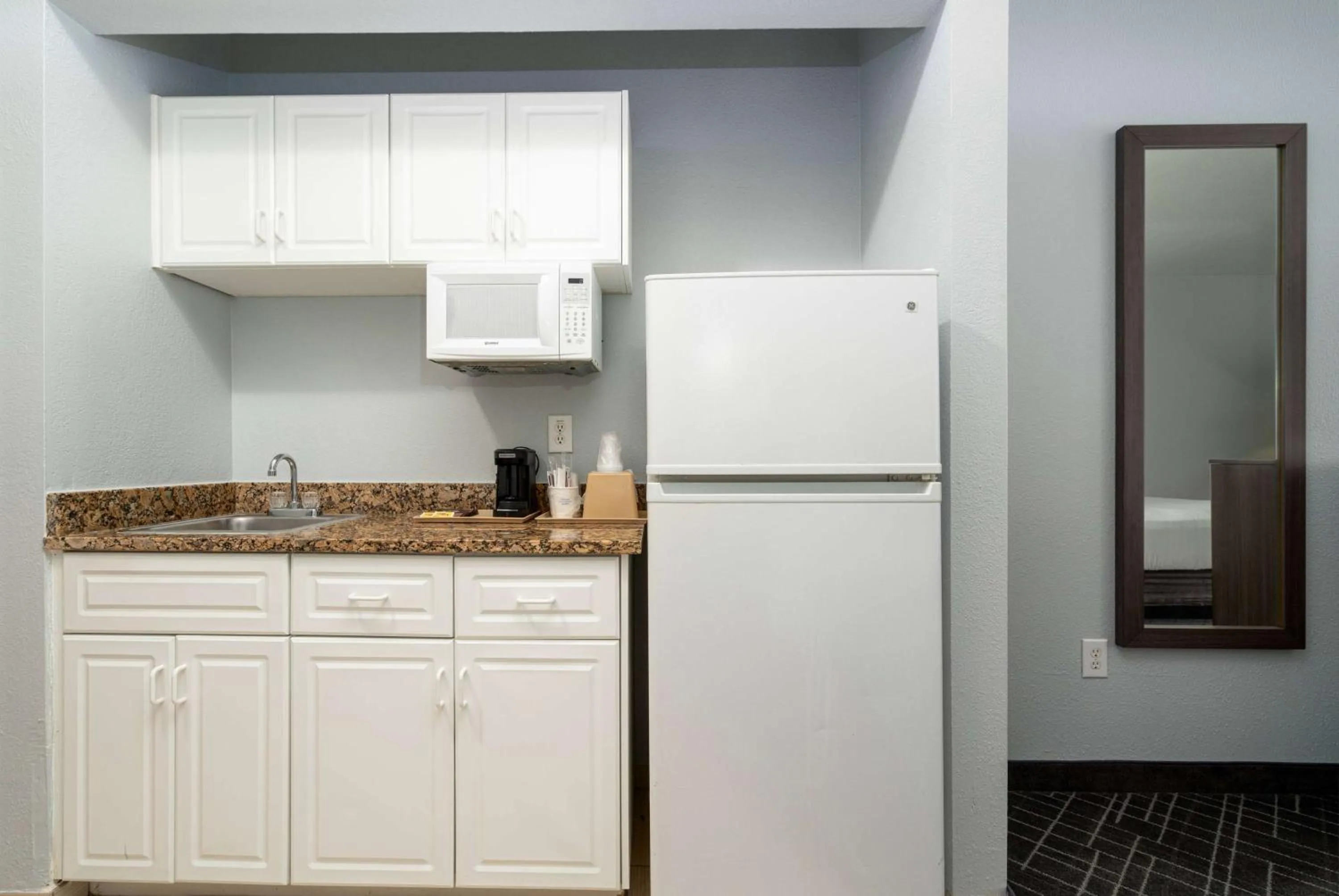 Photo of the whole room in Baymont by Wyndham Augusta Riverwatch