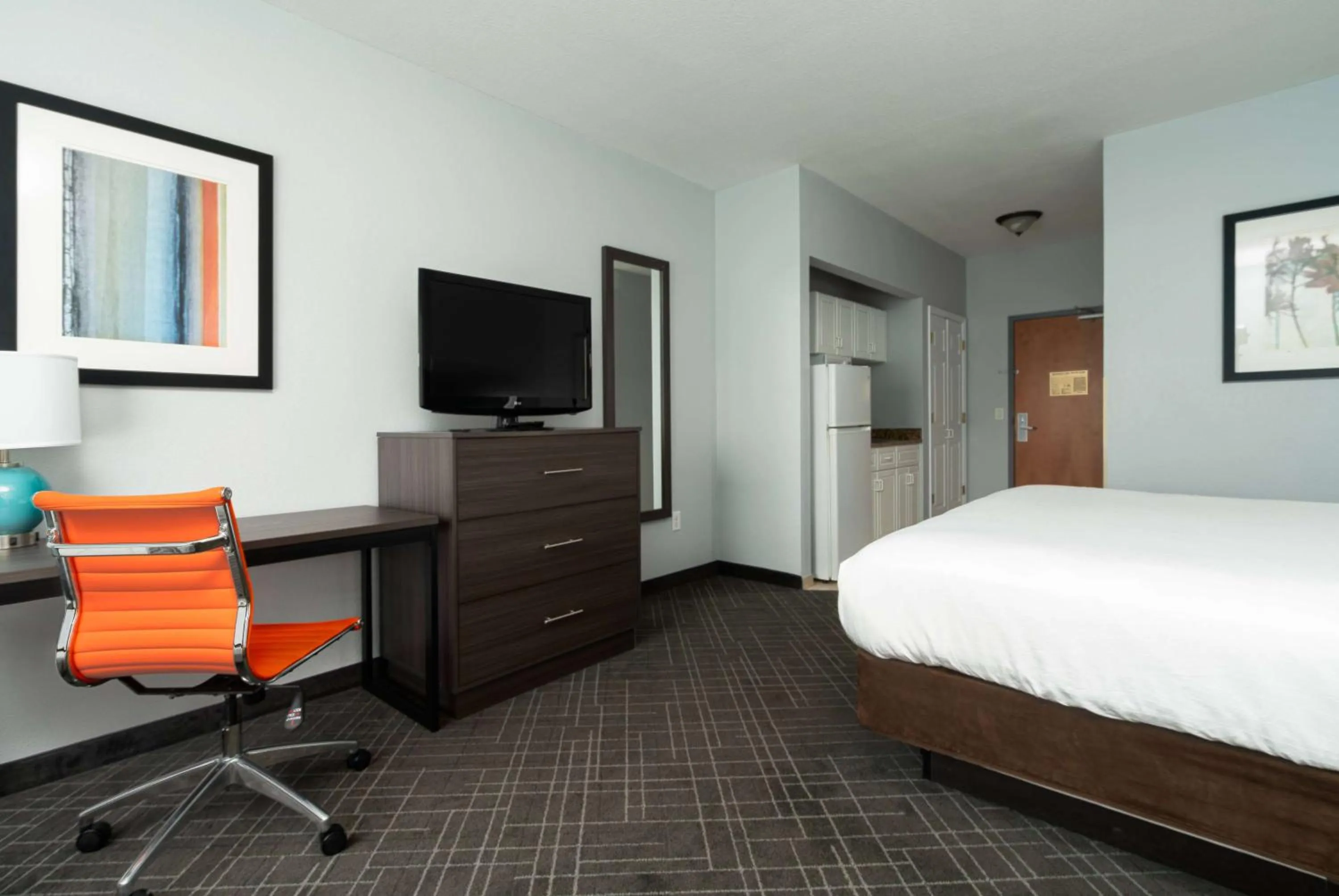 Photo of the whole room, Bed in Baymont by Wyndham Augusta Riverwatch