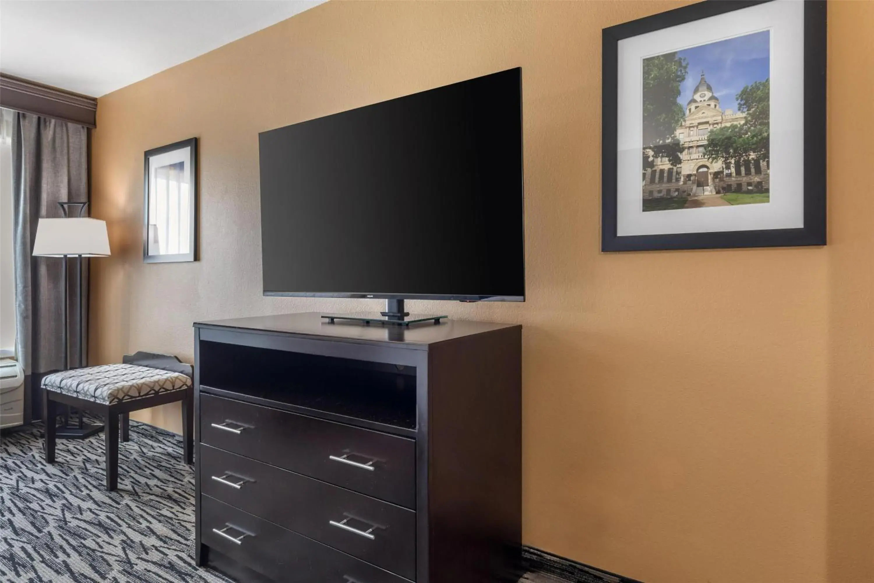 Photo of the whole room in Best Western Plus Denton Inn & Suites Photo of the whole room in Best Western Plus Denton Inn & Suites