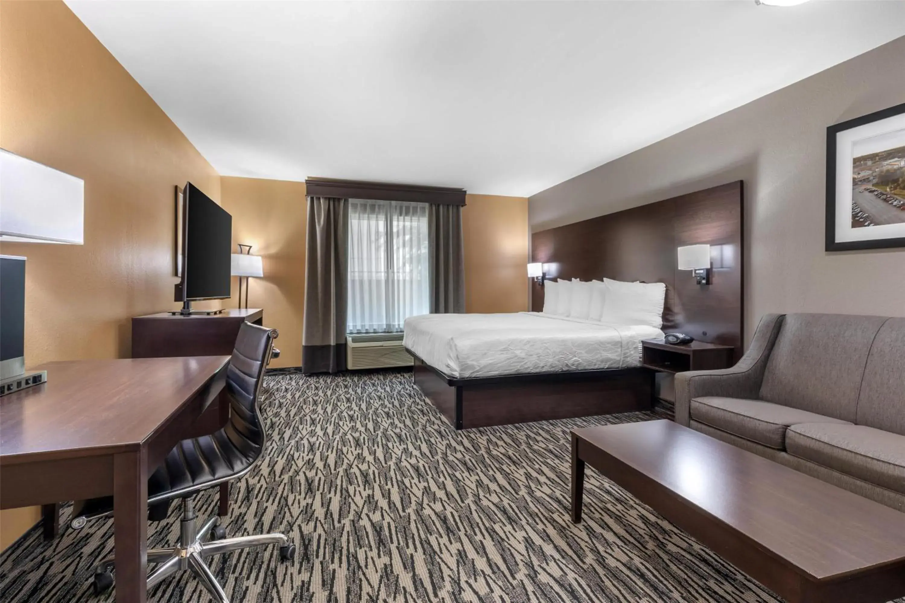 Bedroom, Bed in Best Western Plus Denton Inn & Suites Bedroom, Bed in Best Western Plus Denton Inn & Suites