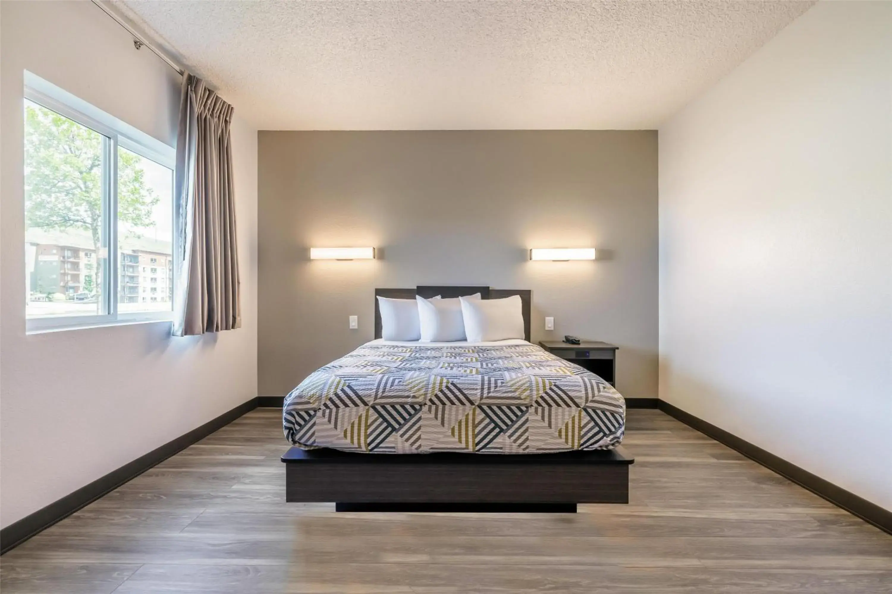 Bedroom, Bed in Motel 6-Missoula, MT Bedroom, Bed in Motel 6-Missoula, MT