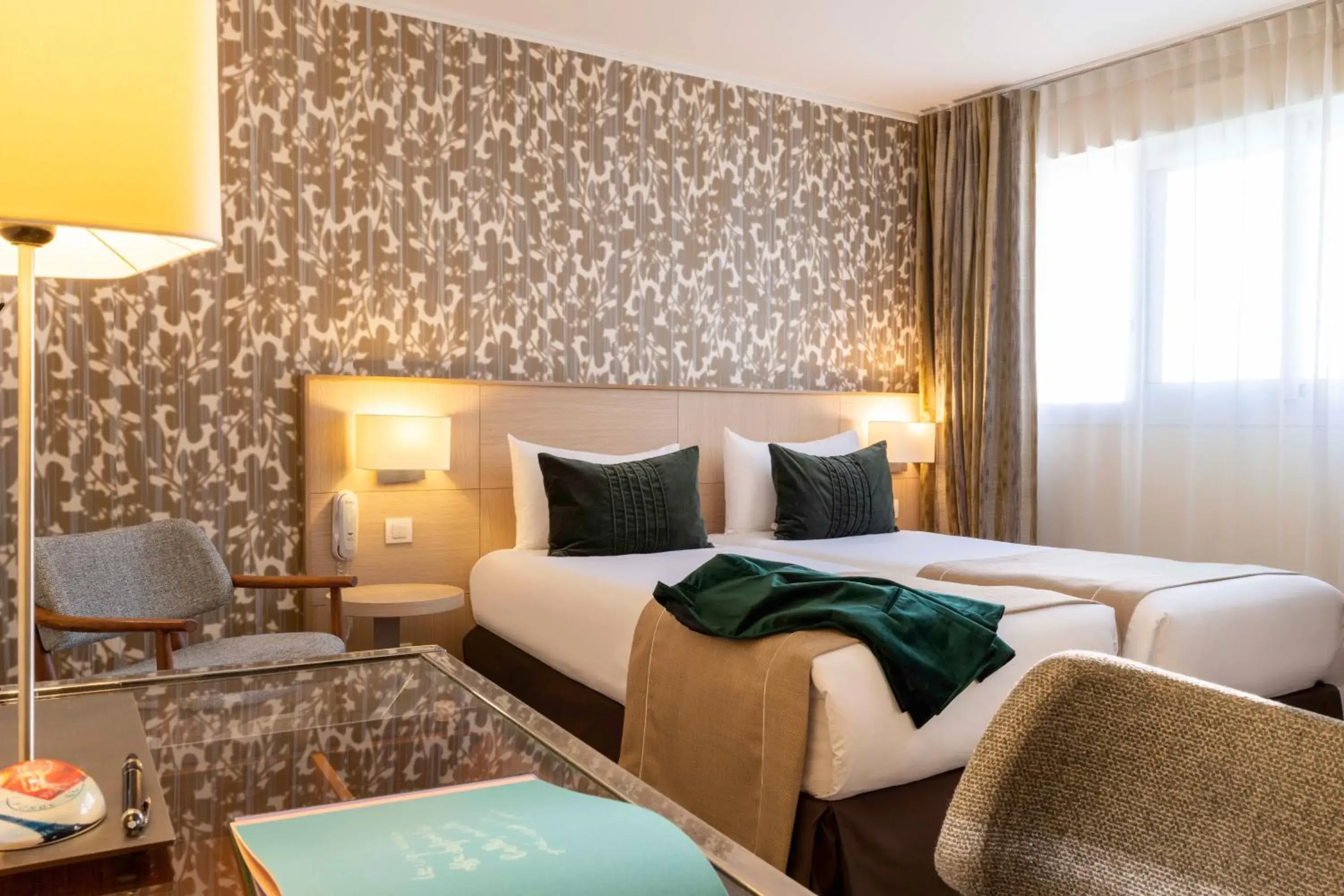 Bedroom, Bed in Jardins Eiffel Bedroom, Bed in Jardins Eiffel