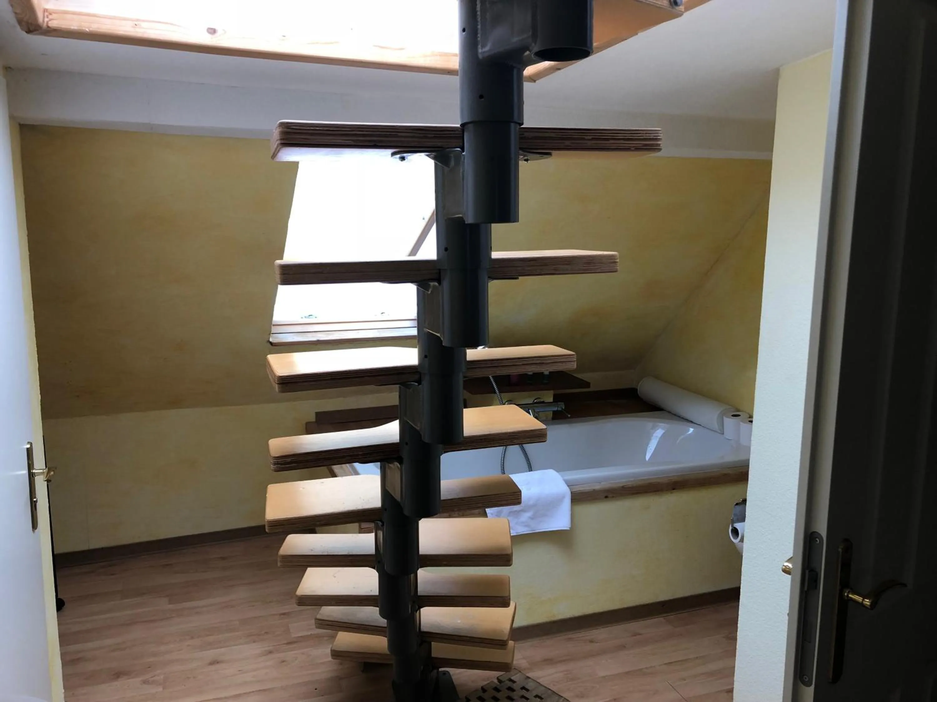 Bed in Parkschlösschen in Greiz