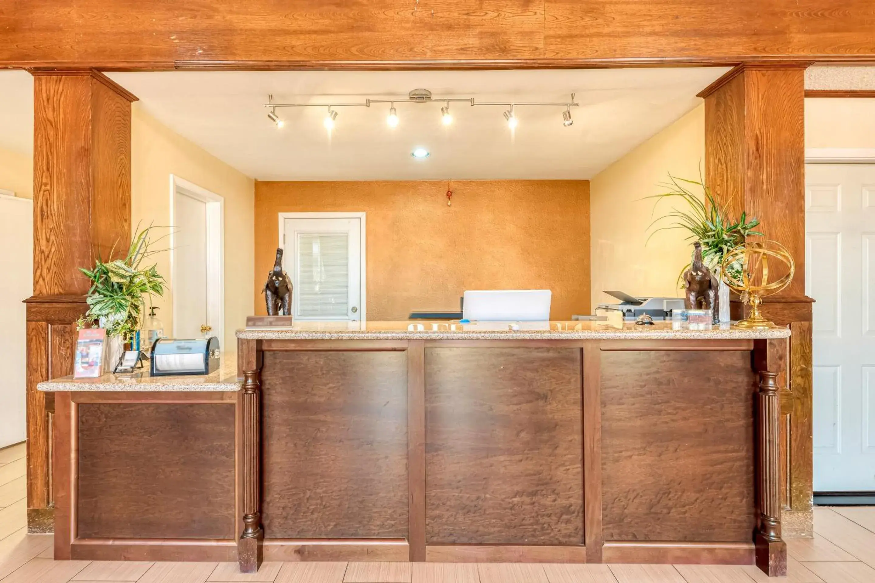 Lobby or reception in OYO Hotel Jefferson TX Hwy 59 Lobby or reception in OYO Hotel Jefferson TX Hwy 59