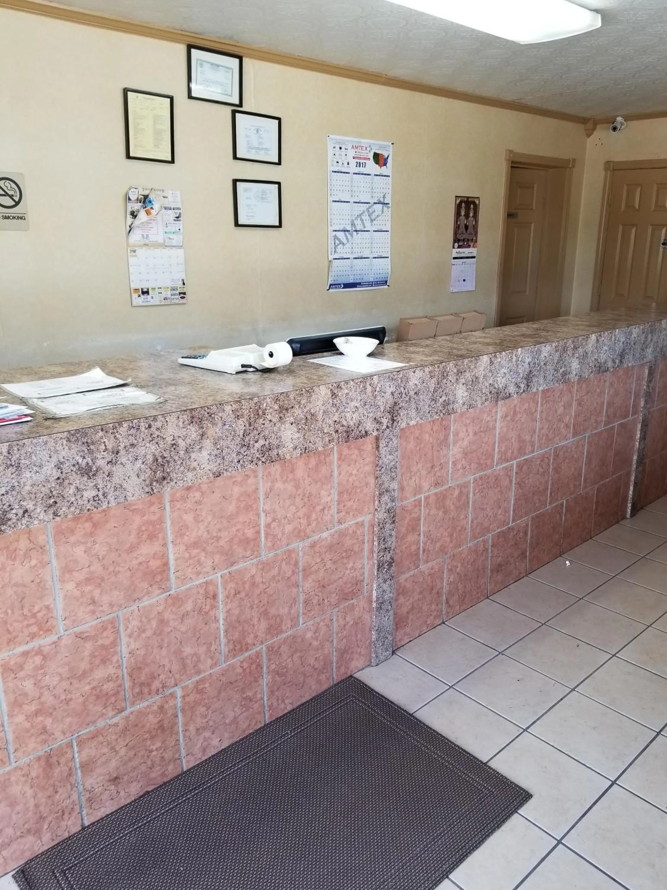 Lobby or reception in Hermitage Inn