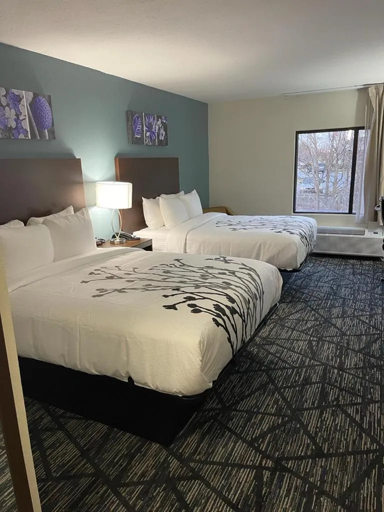 Bed in Sleep Inn & Suites Grovetown - Augusta West