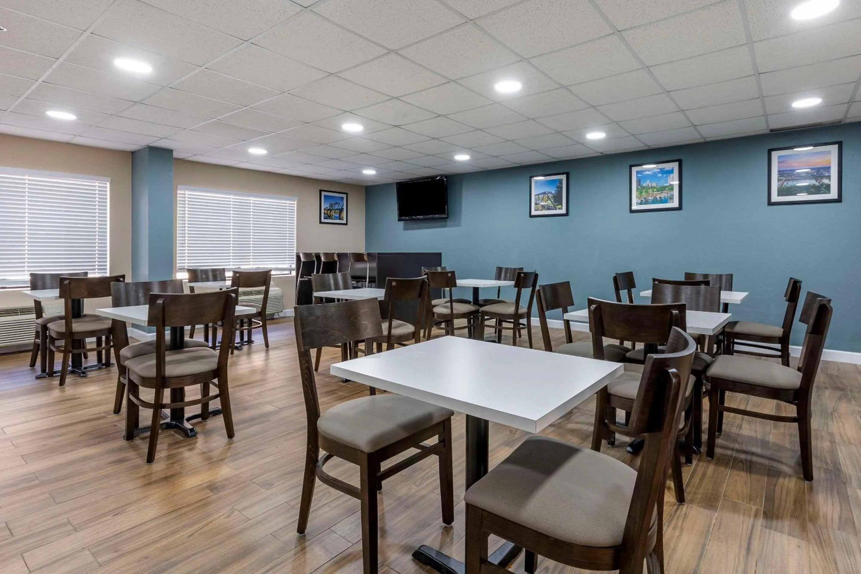 Breakfast in Sleep Inn & Suites Grovetown - Augusta West