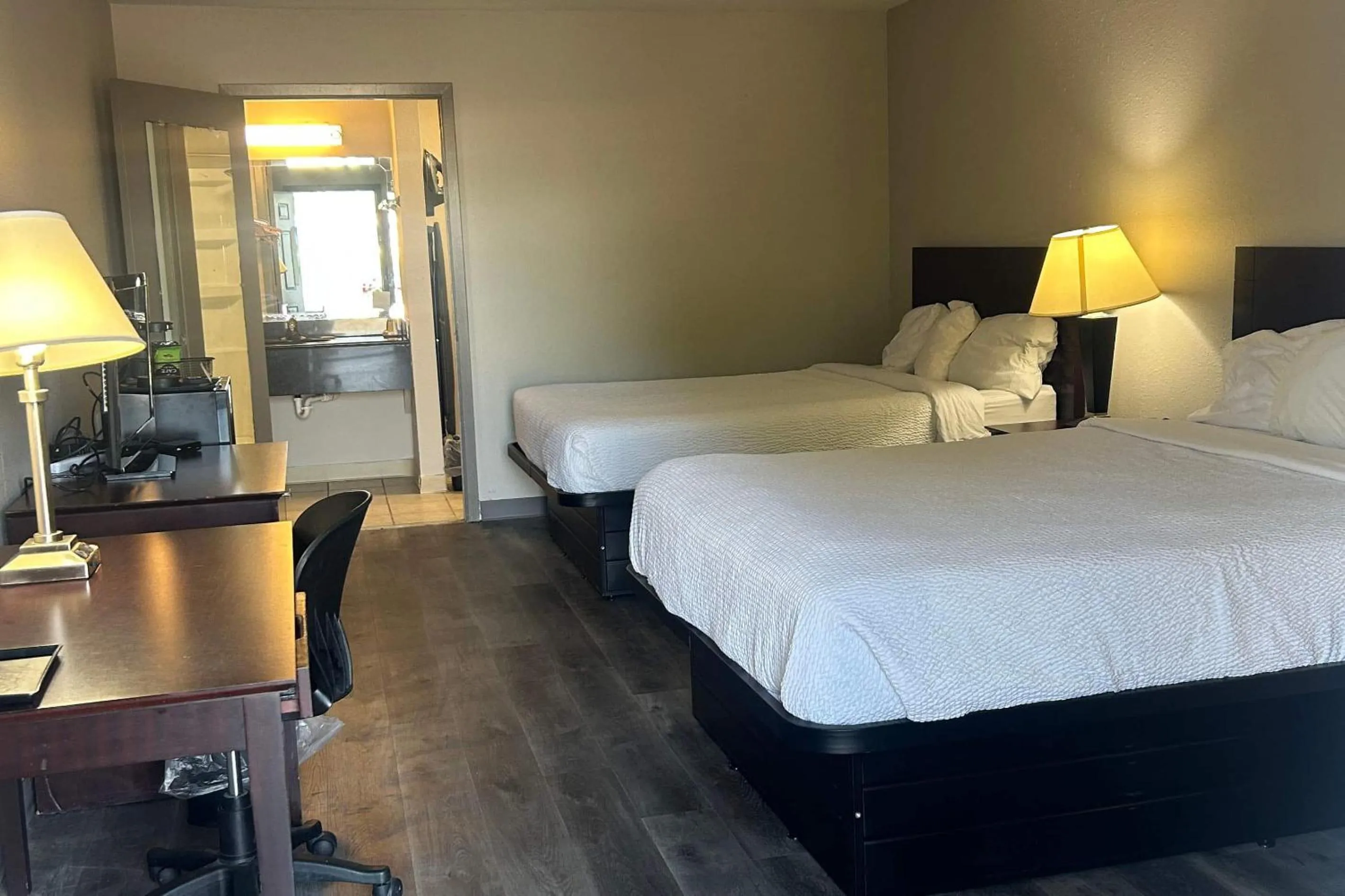 Photo of the whole room, Bed in Days Inn by Wyndham Natchitoches