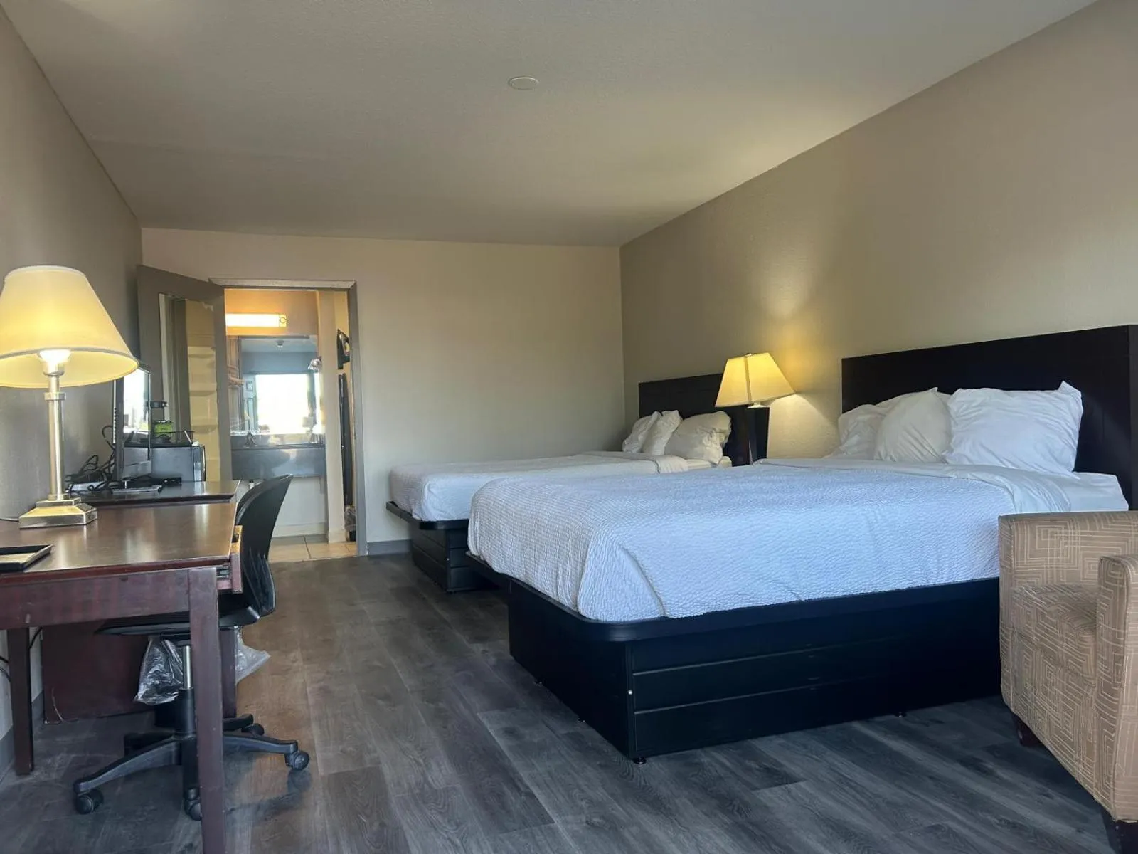 Bed in Days Inn by Wyndham Natchitoches