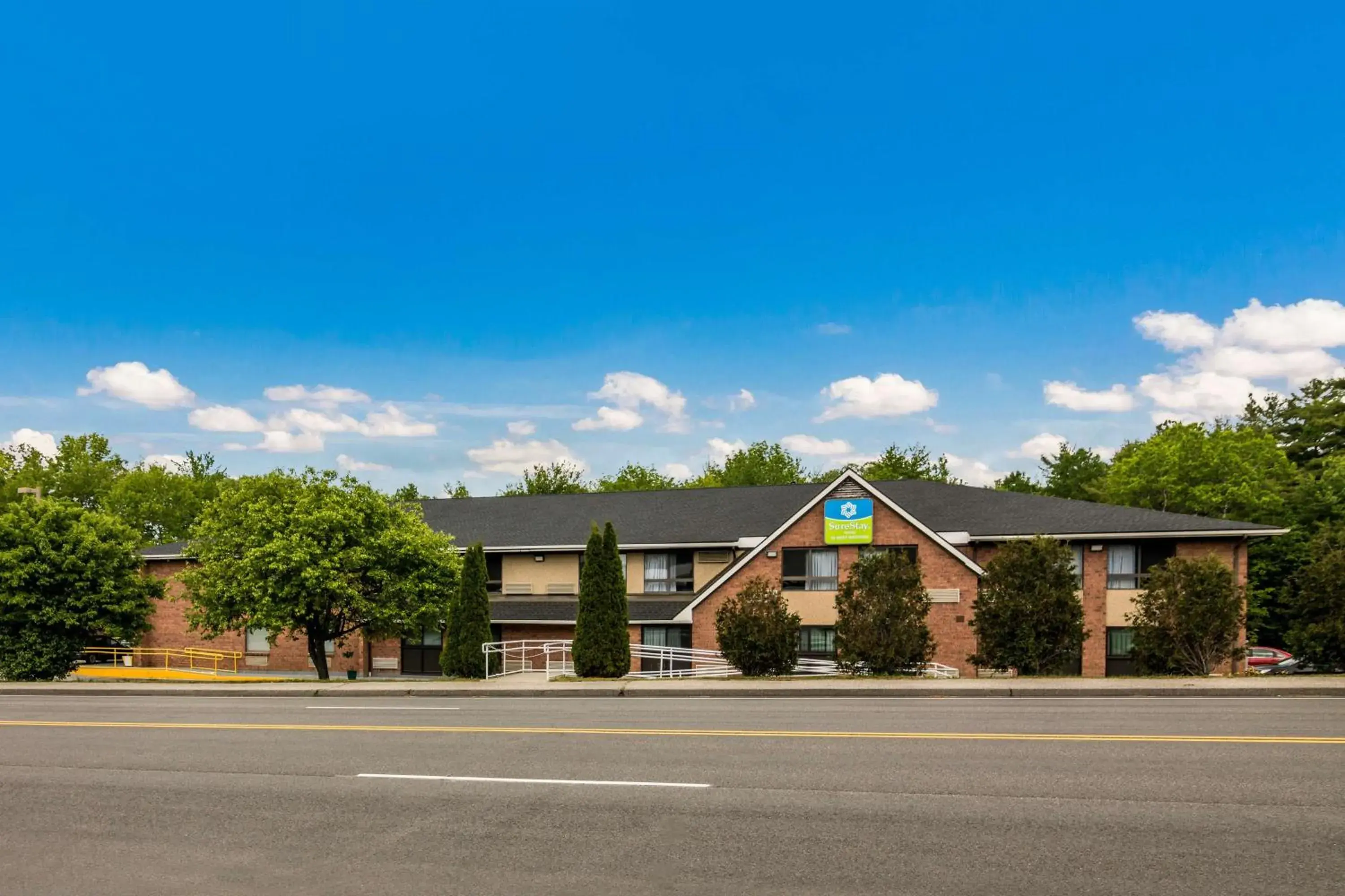 Property building in SureStay by Best Western Lewiston Auburn Area Property building in SureStay by Best Western Lewiston Auburn Area