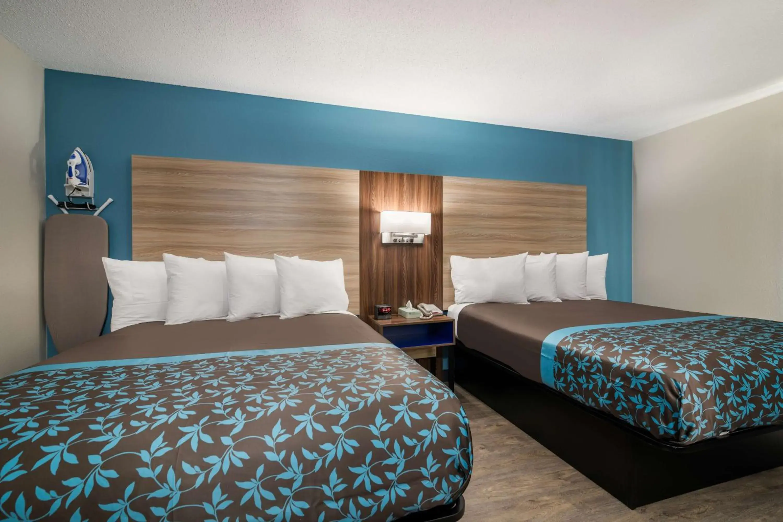 Bed in SureStay by Best Western Lewiston Auburn Area Bed in SureStay by Best Western Lewiston Auburn Area