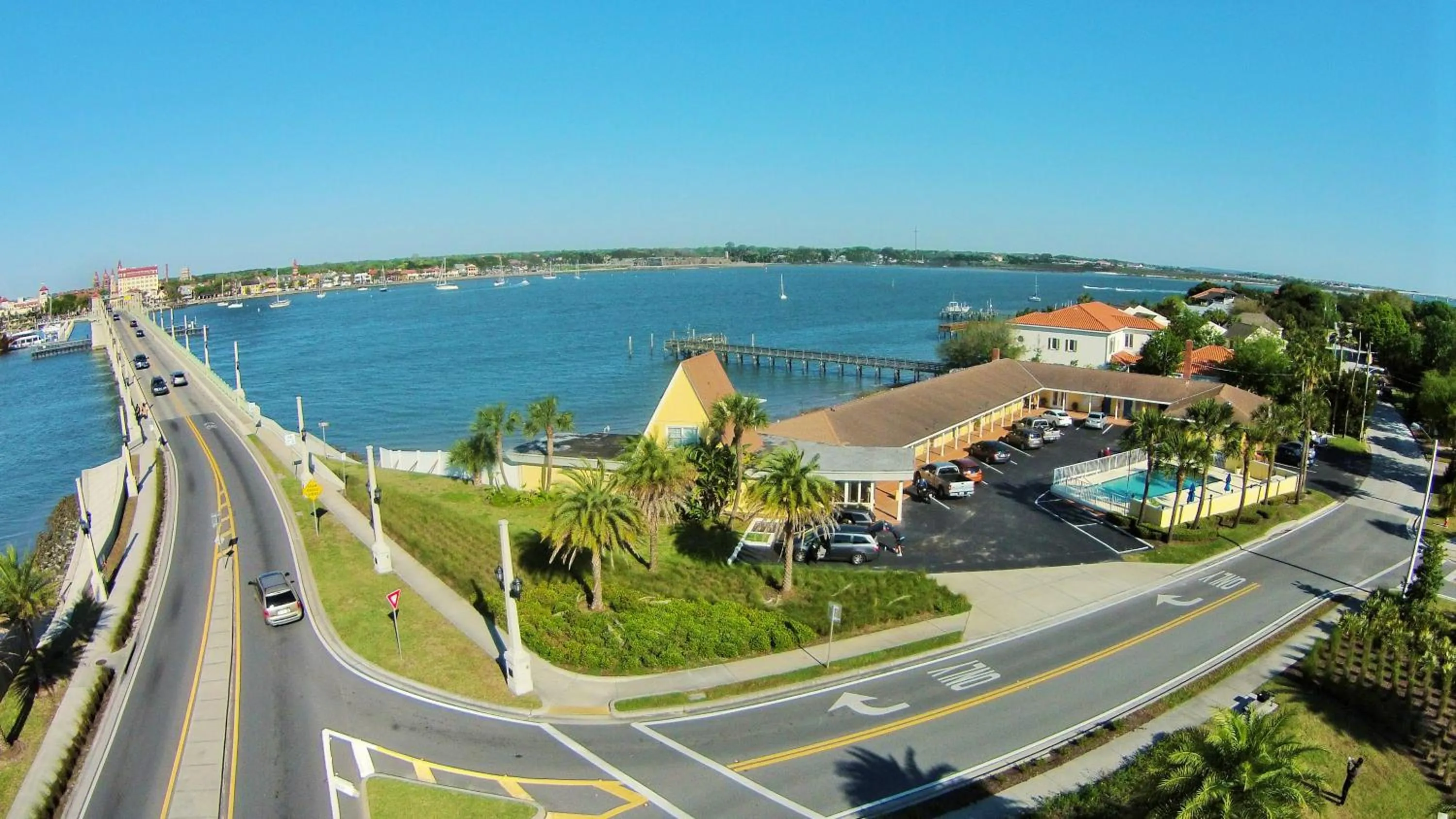 Property building in Edgewater Inn - St. Augustine