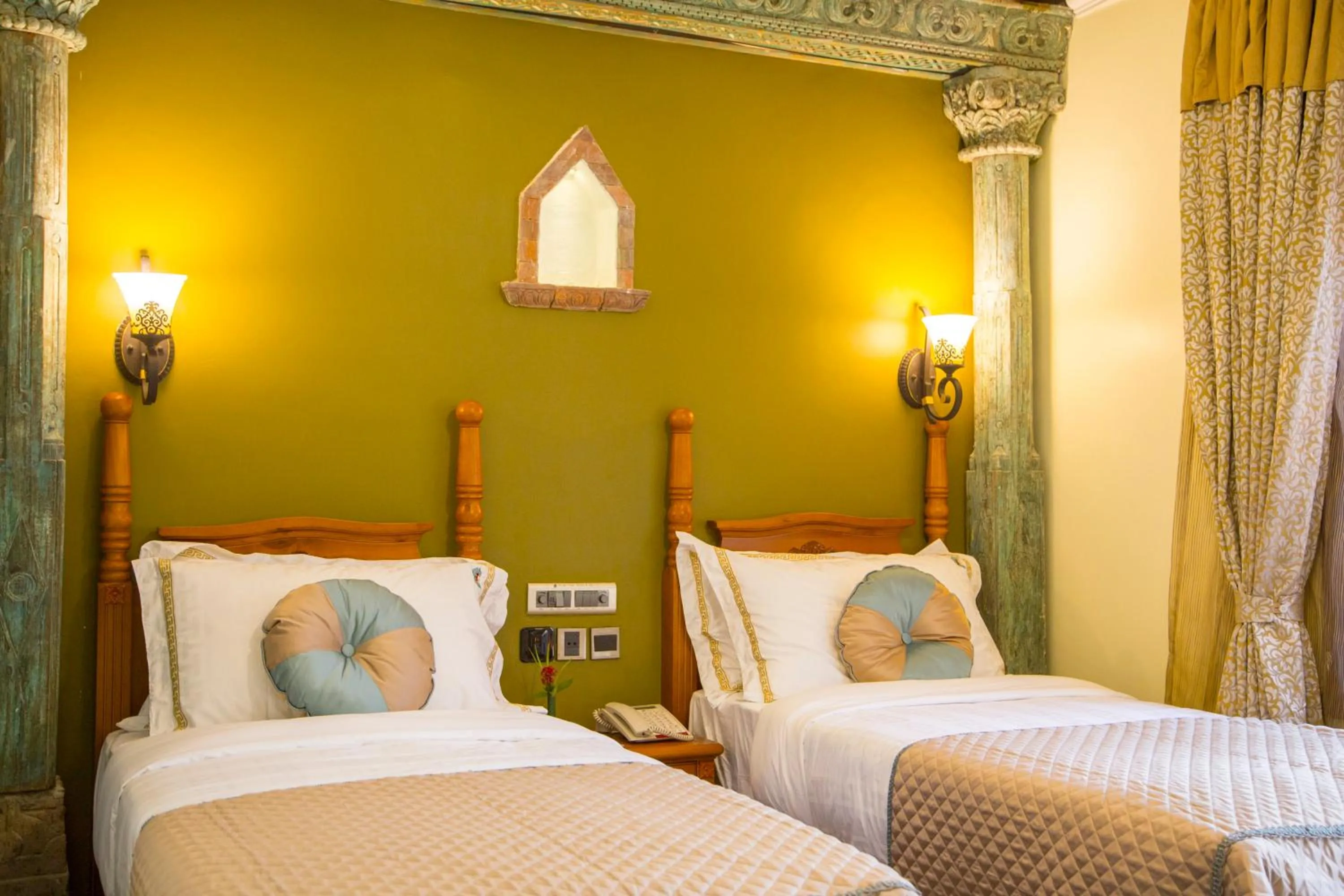 Bed in Heritage Hotel Suites and Spa