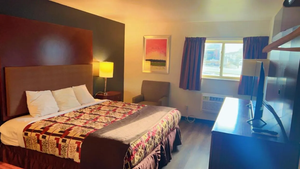 Bed in Rodeway Inn Rifle